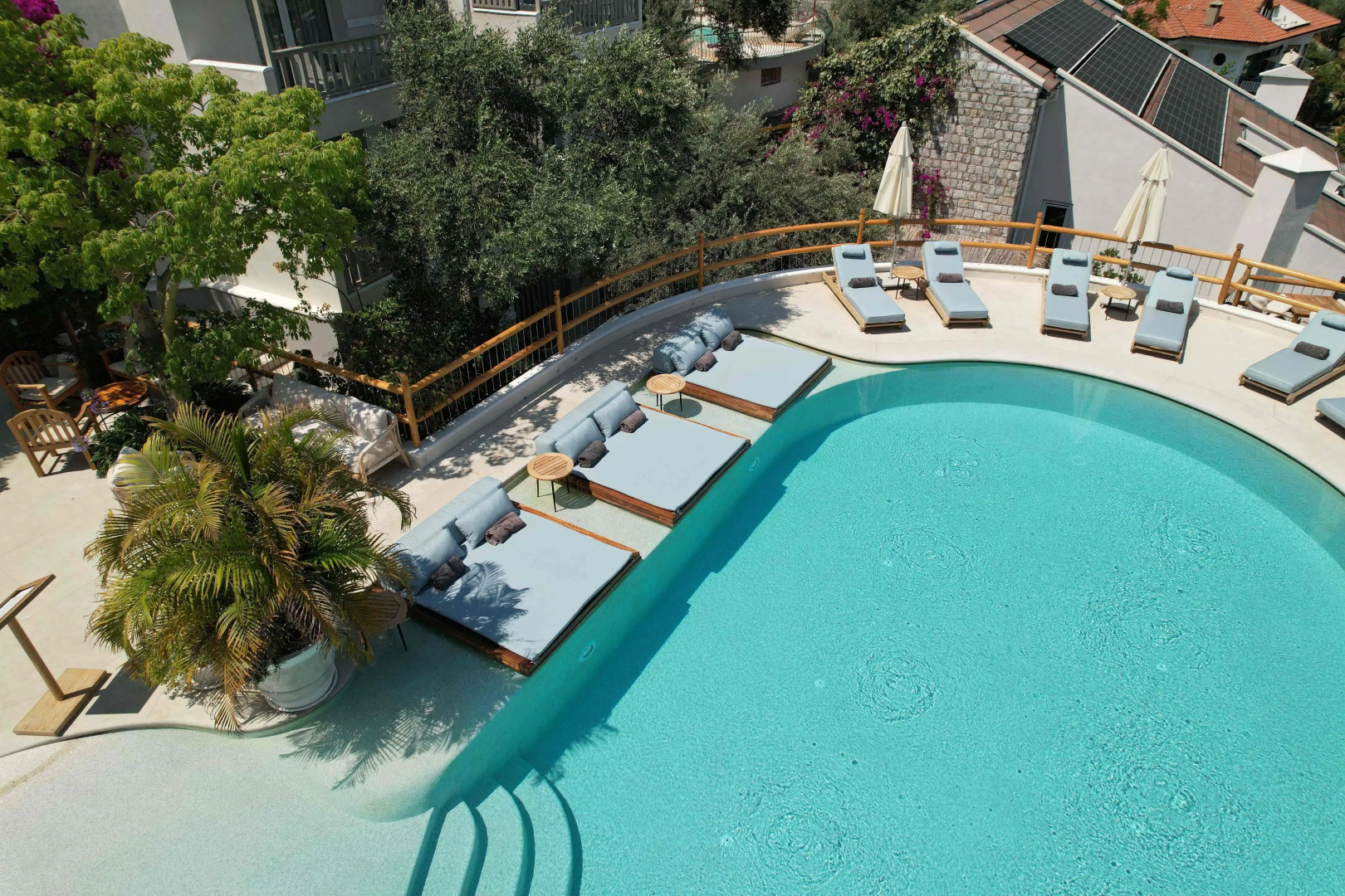 Отель Pilos Suites