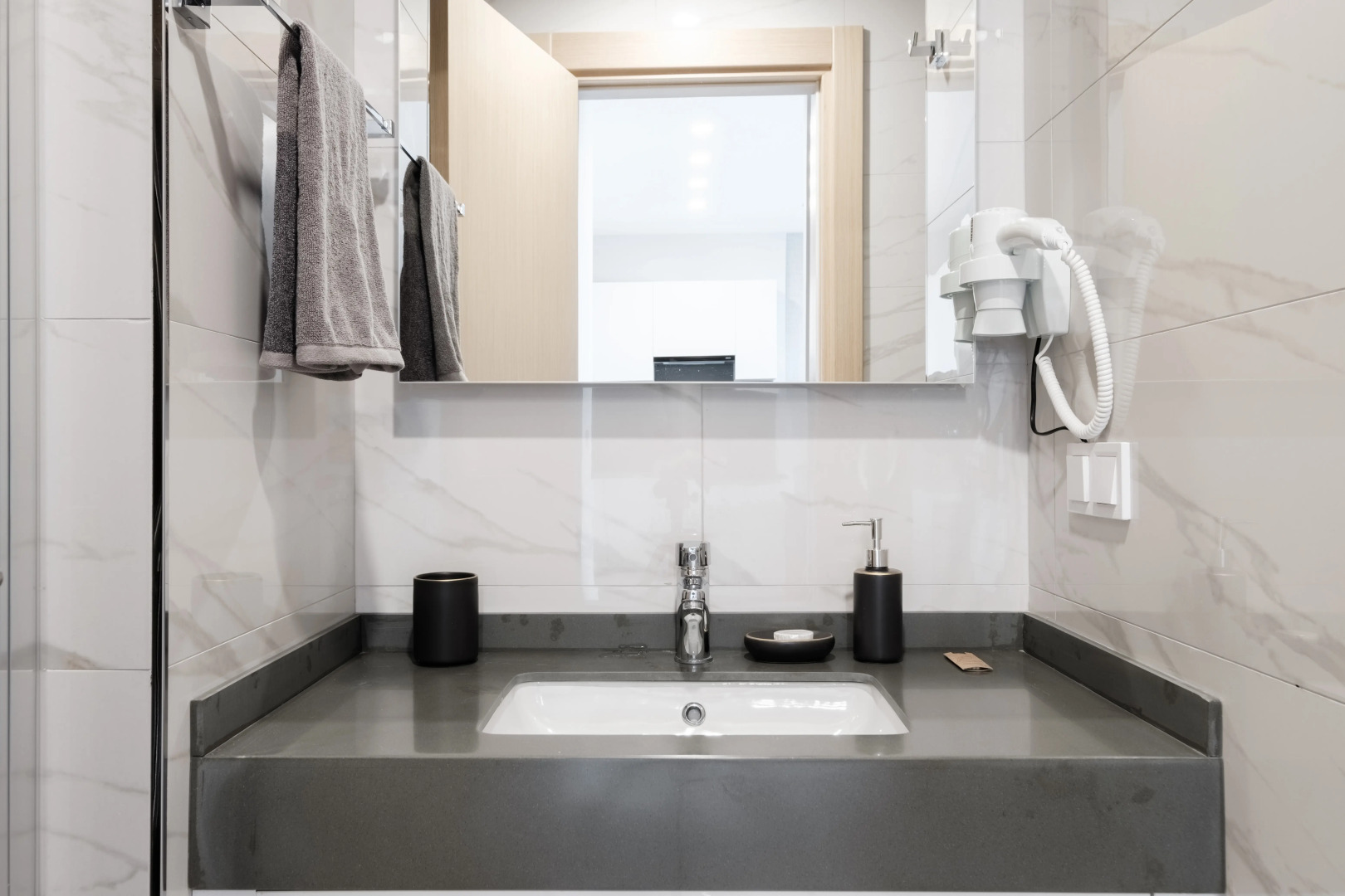 Apartments Grand Residence by NewInn