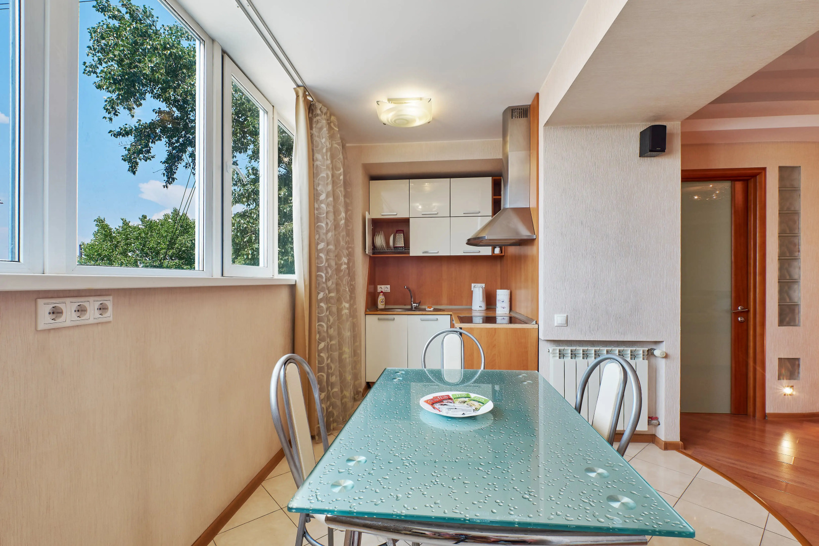 Апартаменты Петровские на Розы Люксембург 19