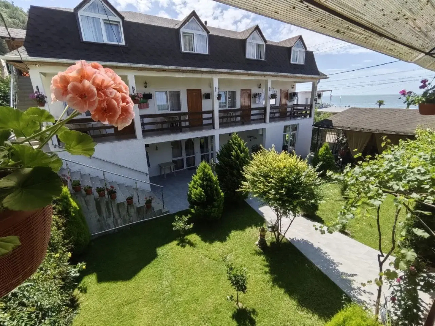 Гостевой дом Sea Breeze