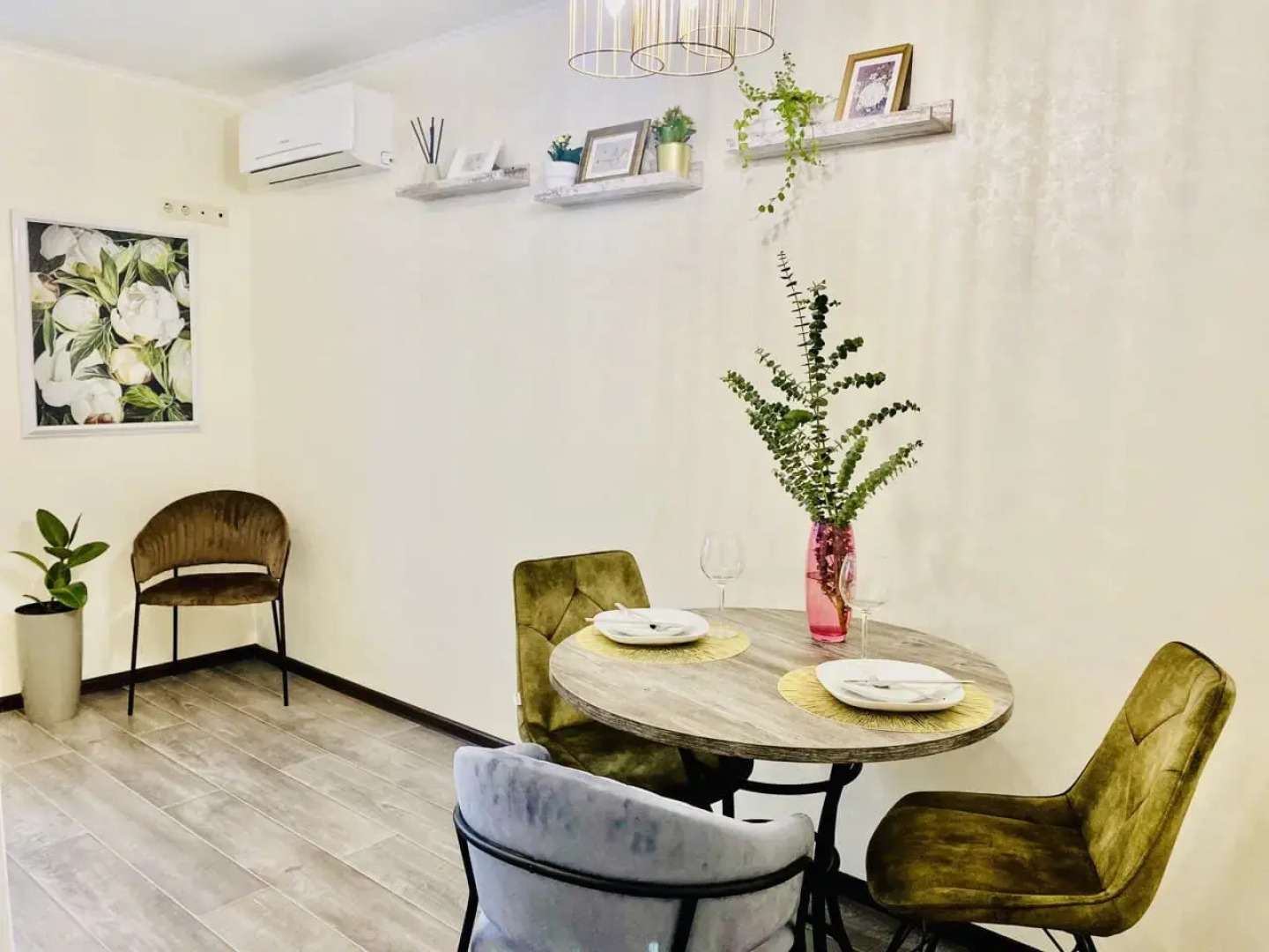 Апартаменты Happy Place на Булаке