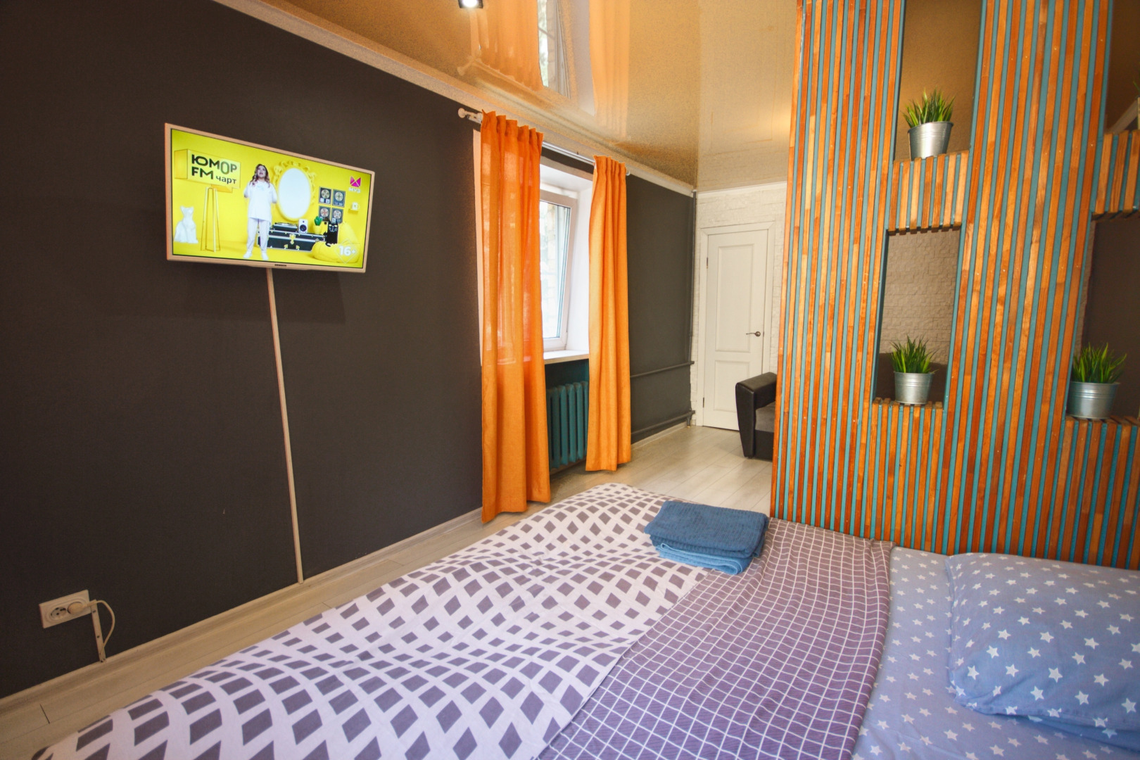 Апартаменты на Жаворонкова 1