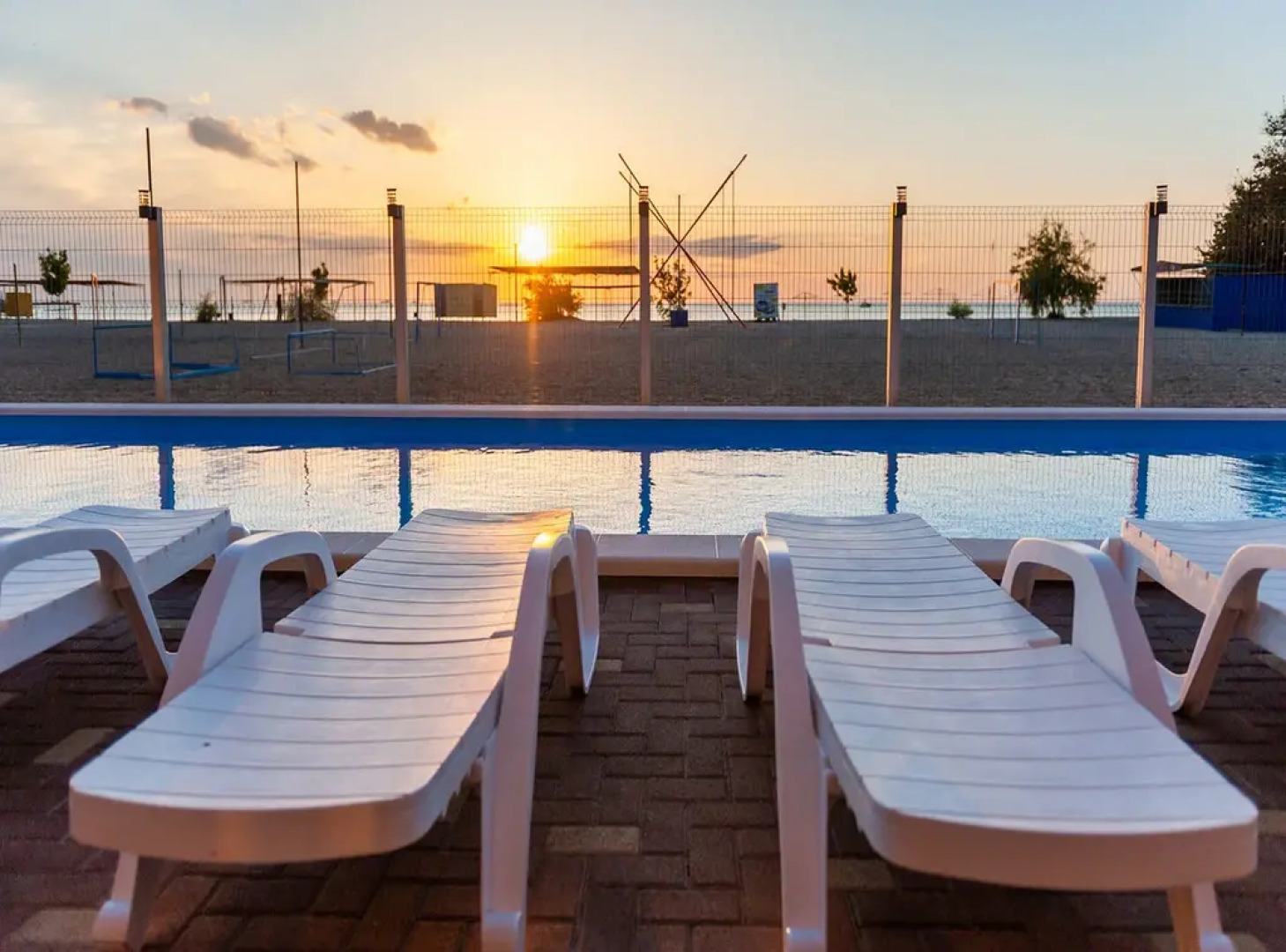 Отель Волна