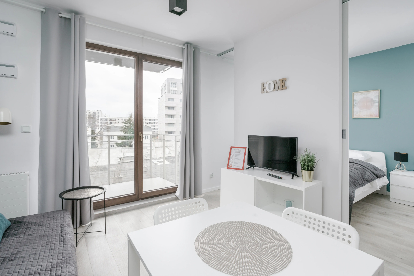 Апартаменты Chill Apartments Wola Center