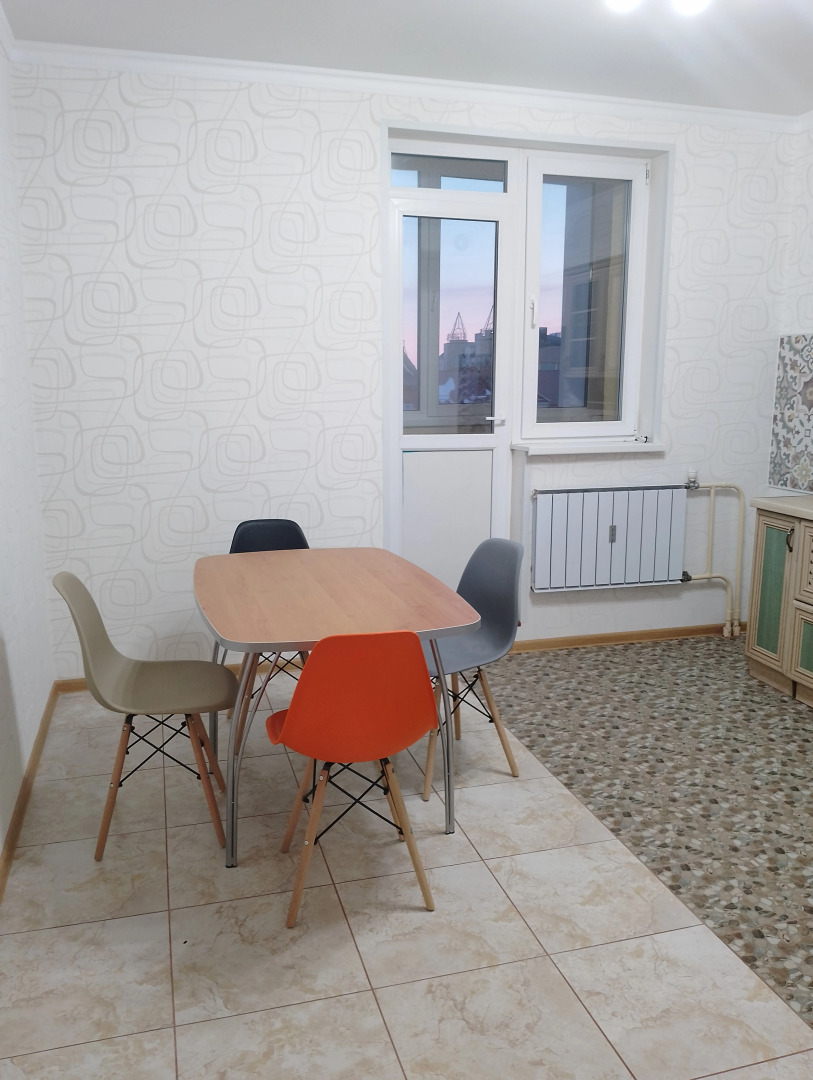 Апартаменты Двухкомнатная на улице Республике 67