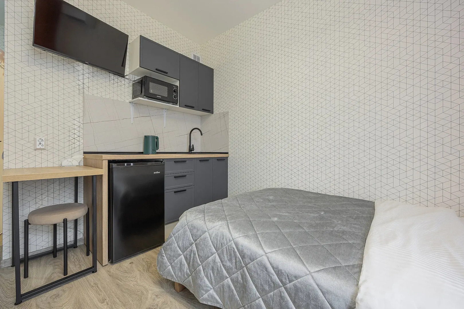 Квартира Студия Стрелка на ул. Бурнаковская 77