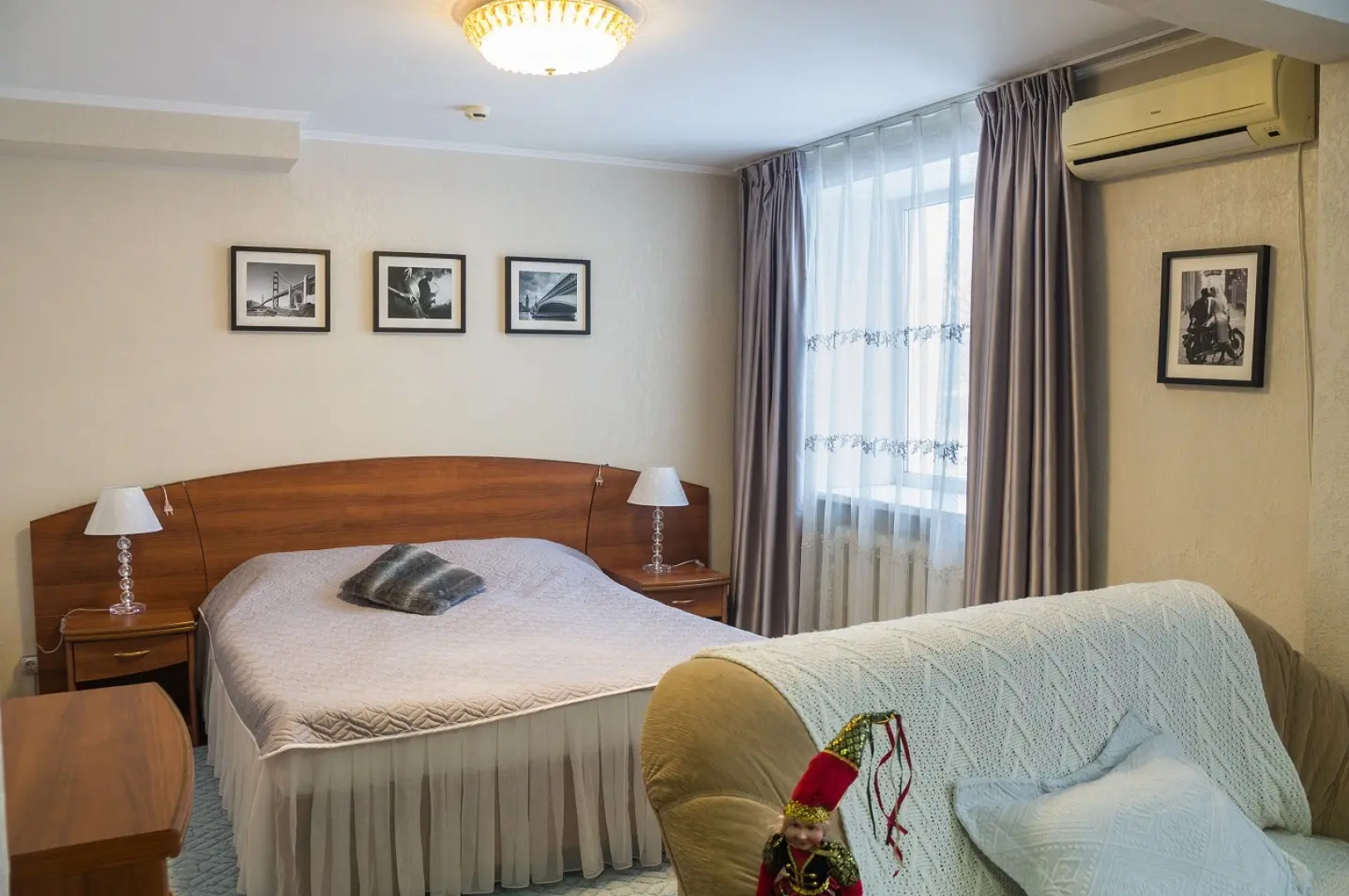 Отель Свет в окне