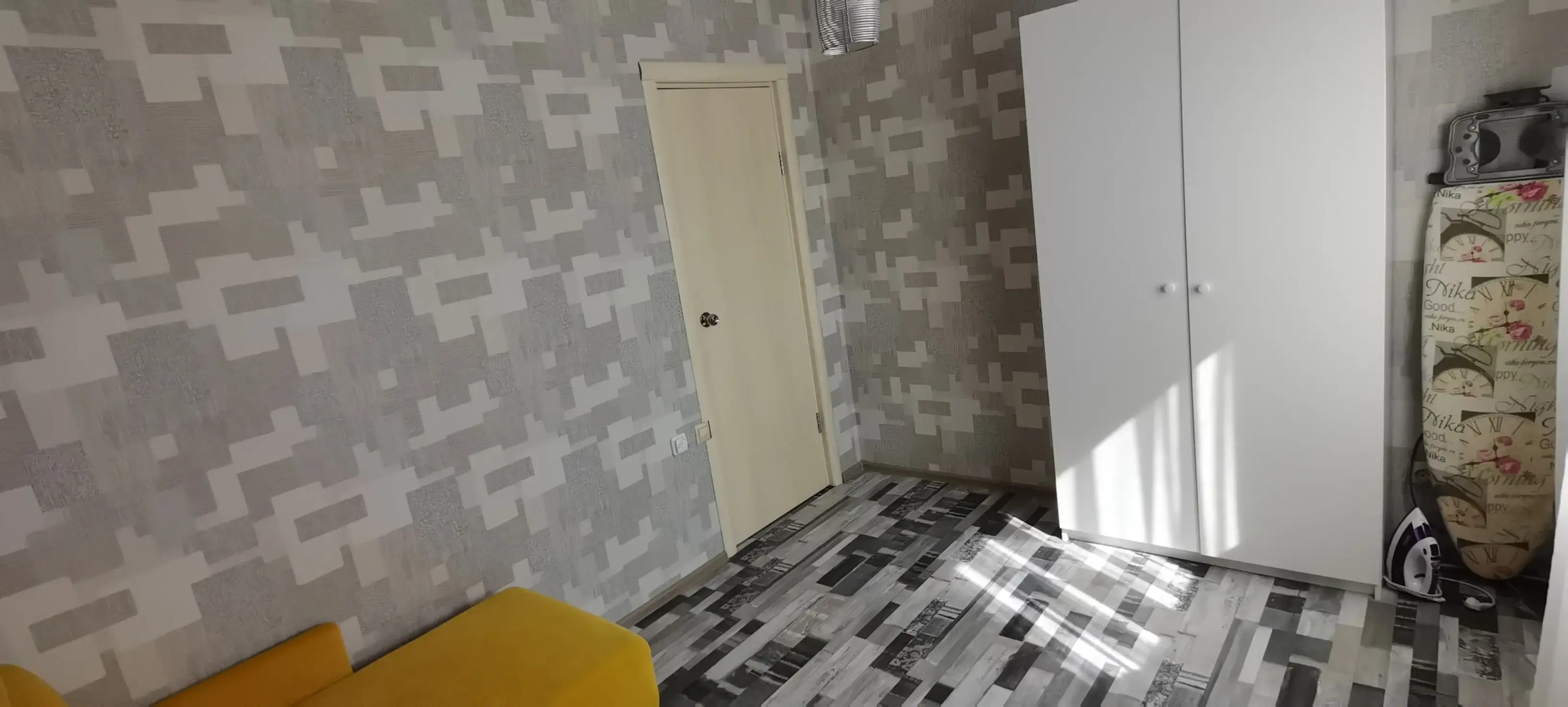 Частный дом на берегу моря с бассейном