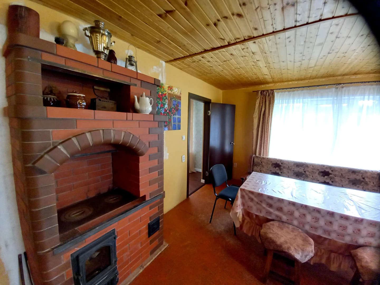 Дом у сосен