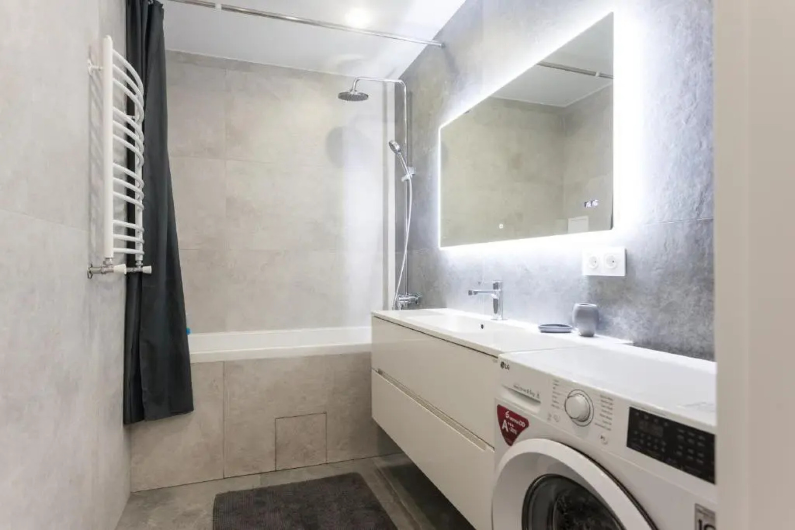 Апартаменты Трёхкомнатный Люкс, центр, площадь Победы, Черняховского 10А, Колибри#10А