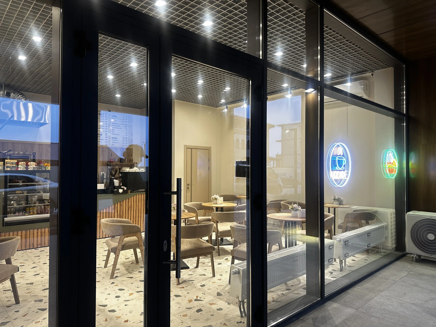 Апартаменты кoмфоpтабельные 2х комнатные в АК Ола-апарт (SAGA)