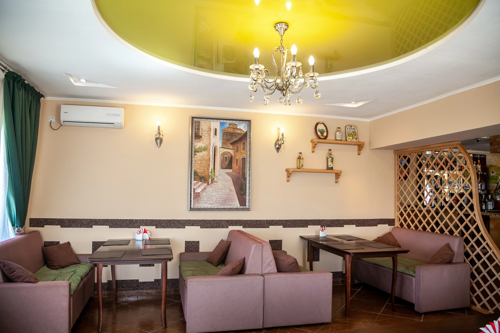 Отель Спутник