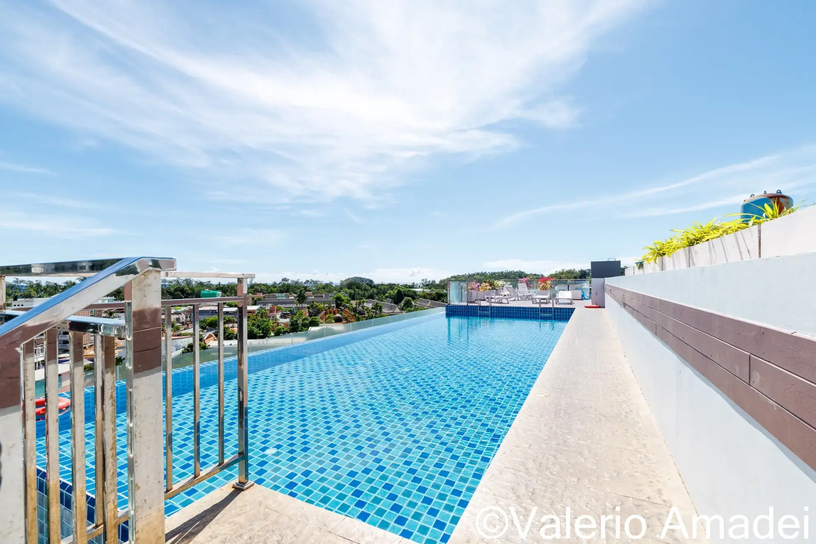 Апартаменты OMNIA Phuket - Ozone Condotel