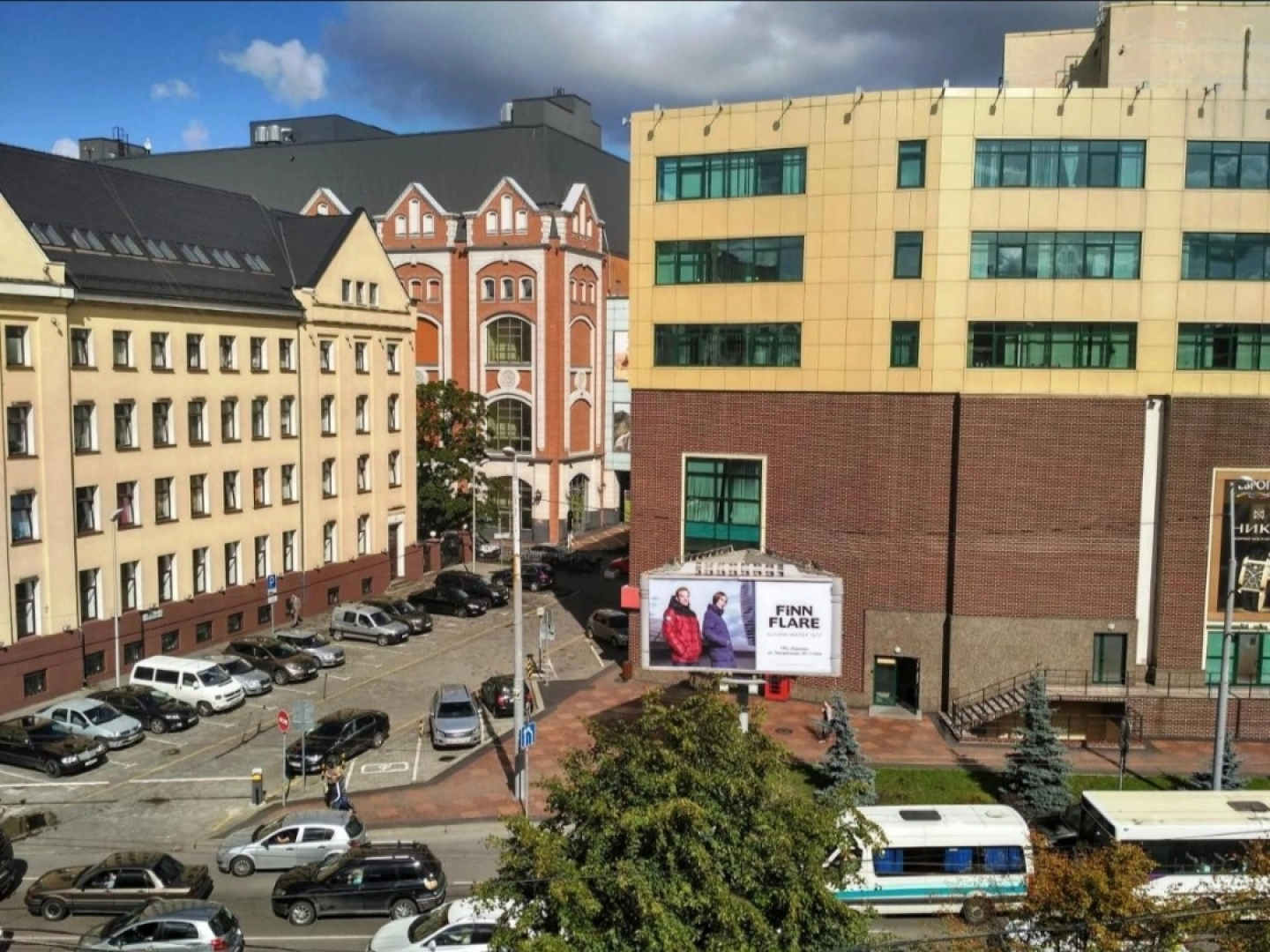 Апартаменты на Театральной 33