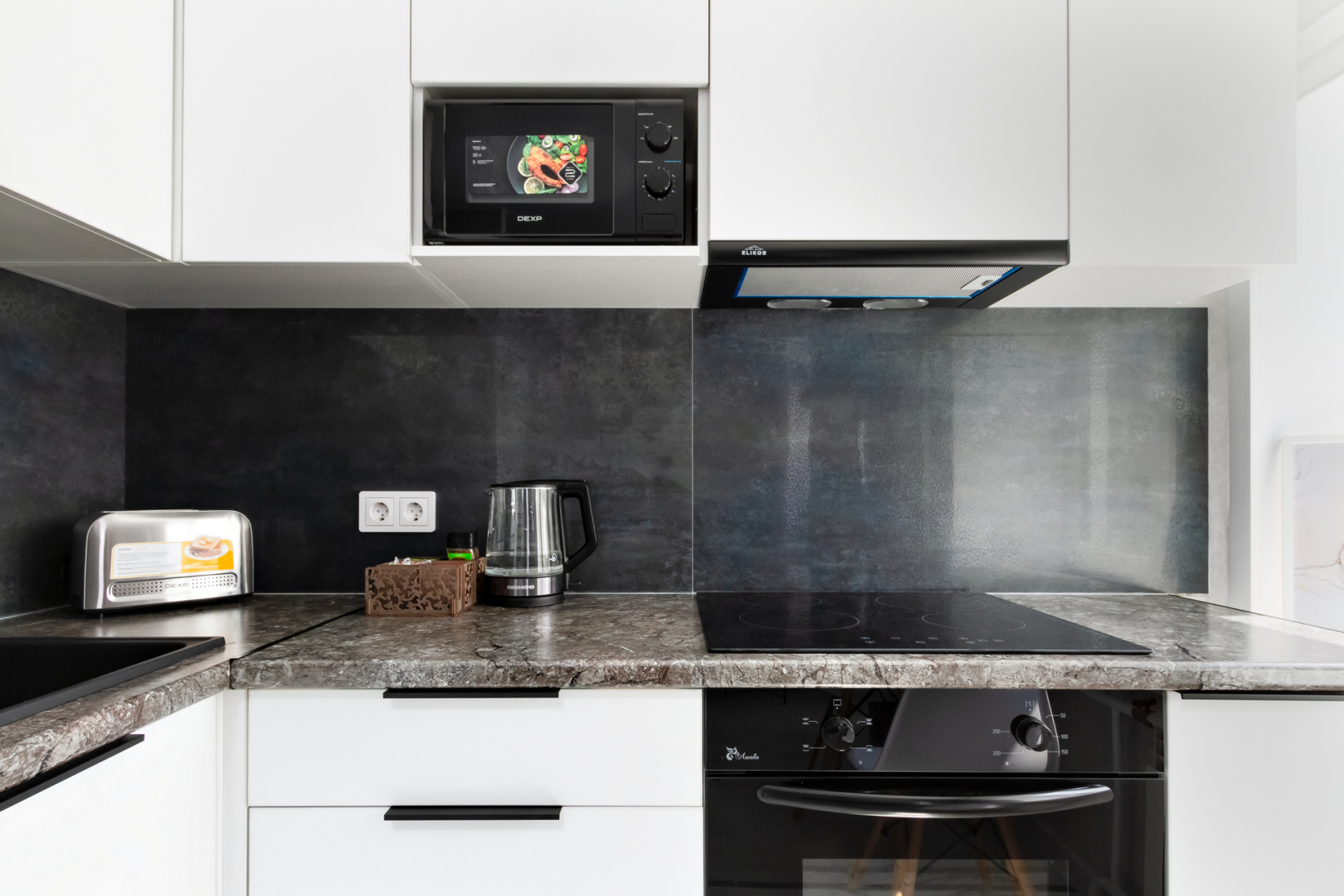 Квартира Студия с Новым Ремонтом в Центре Для 4 Гостей