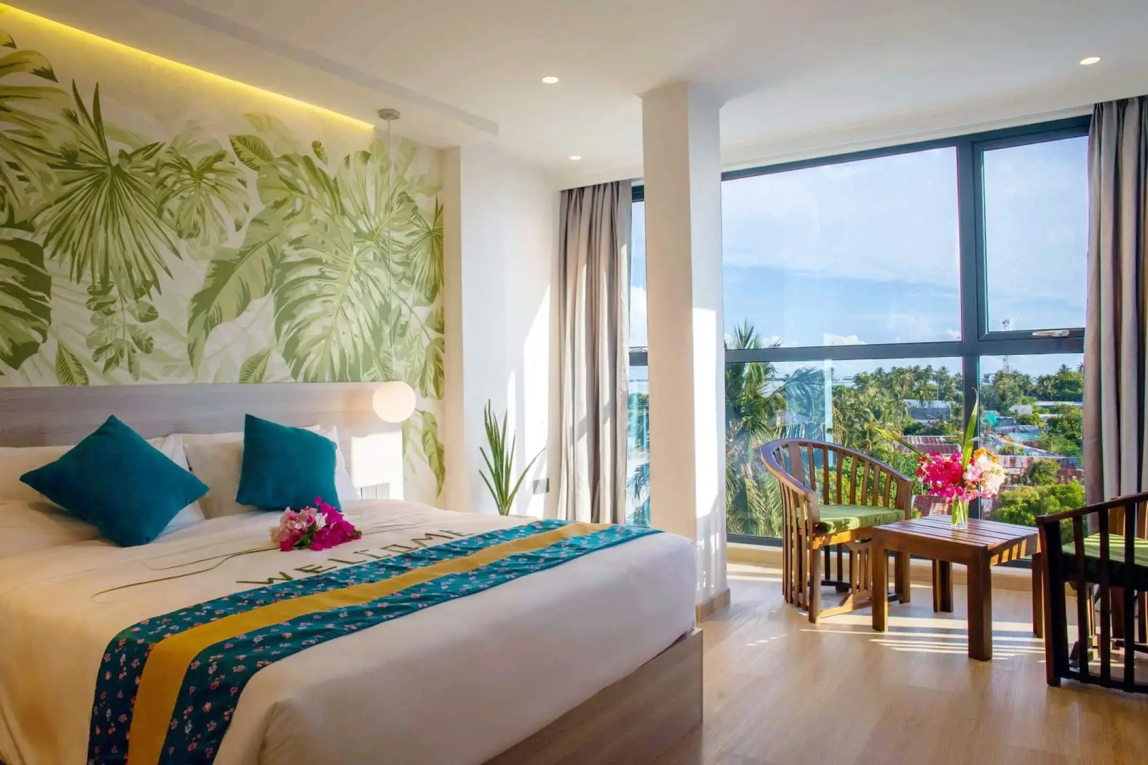 Отель Beach Hotel Guraidhoo