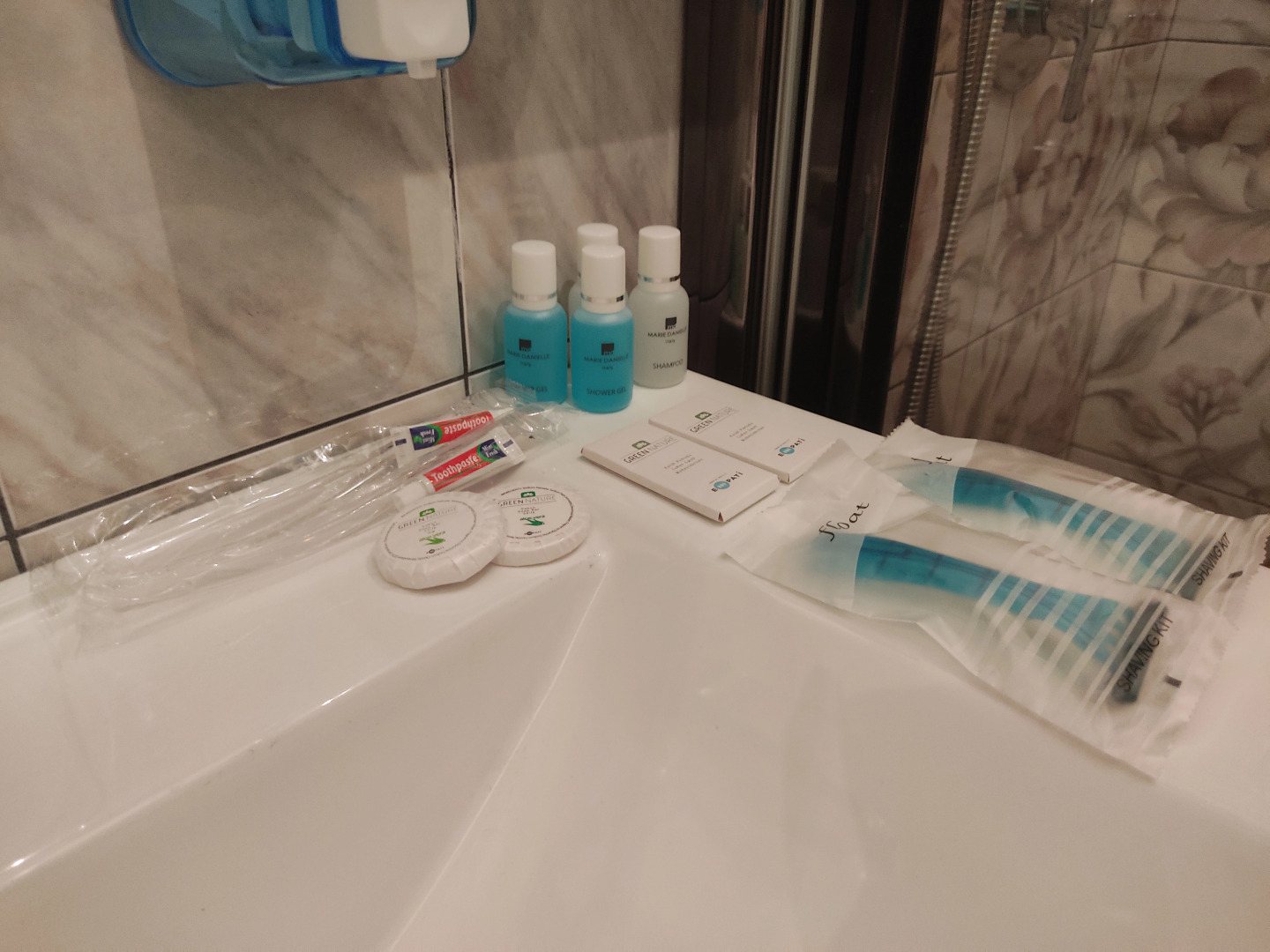 Отель Moon Light Old City