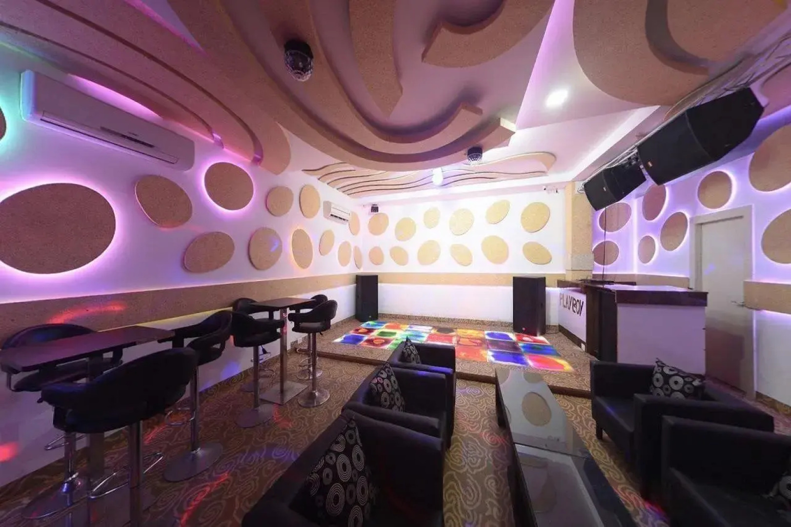 Отель Royal Castle