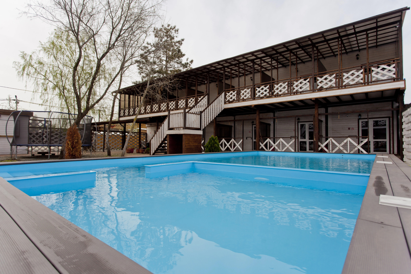 Отель Белая Деревня