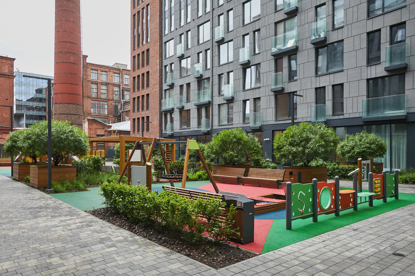 Квартира с террасой возле метро Горьковская