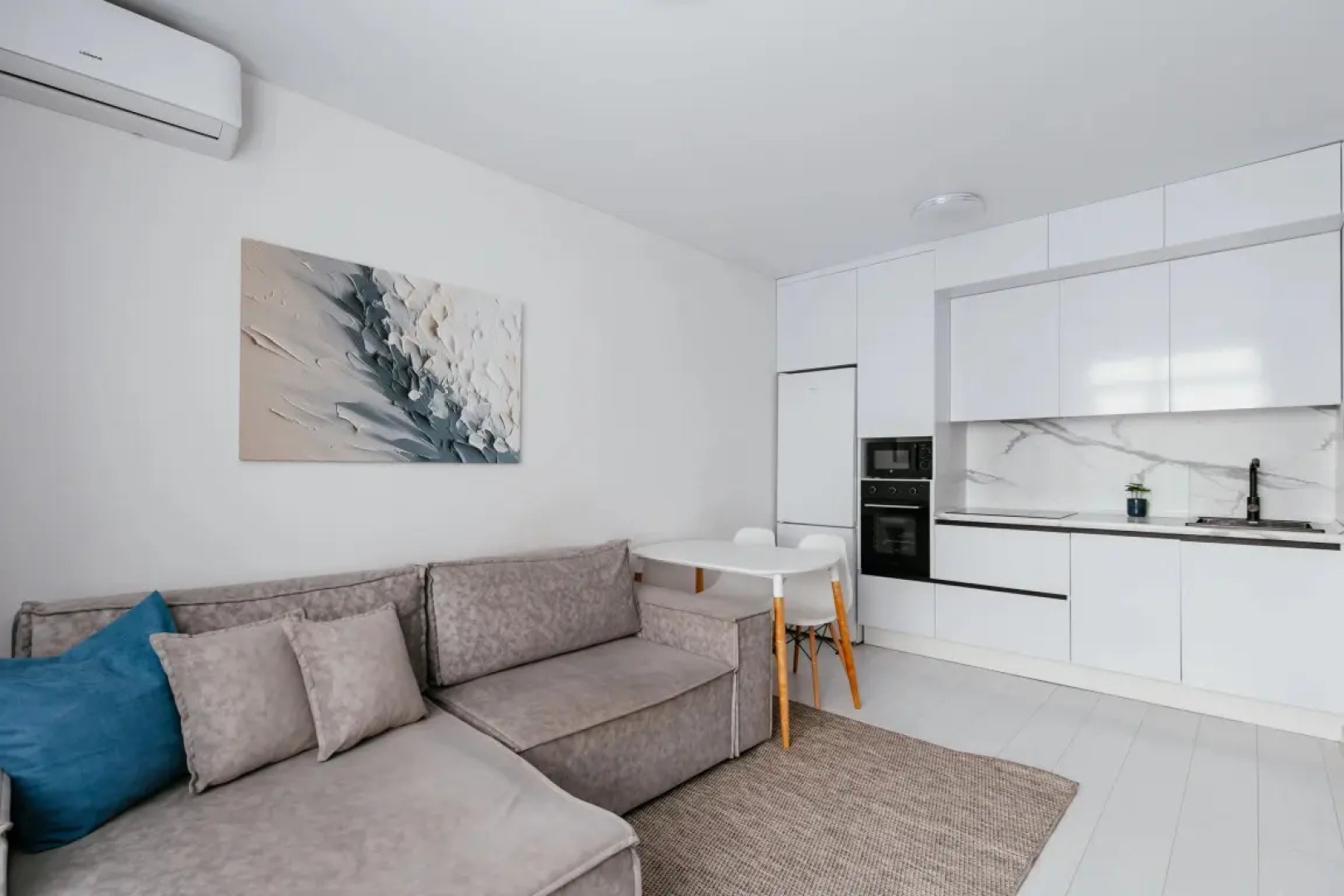 Апартаменты ROOM TOUR в центре Тюмени в ЖК Сердце Сибири 3