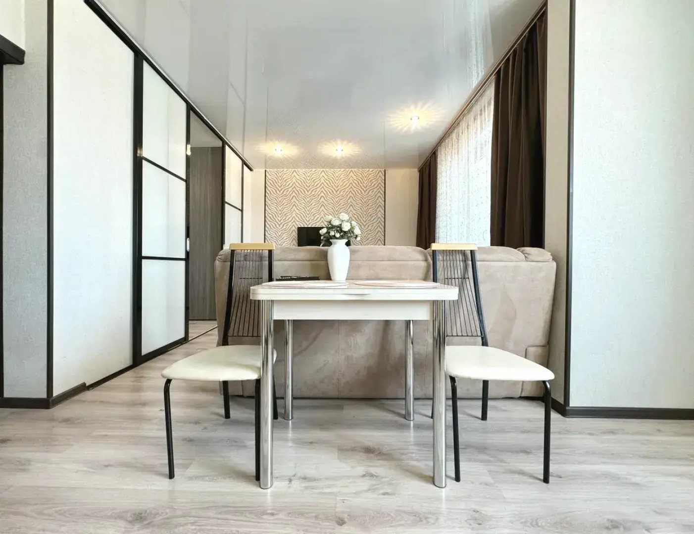 Квартира двухкомнатная с видом на реку на Притомском рядом с Кузбасс-Арена