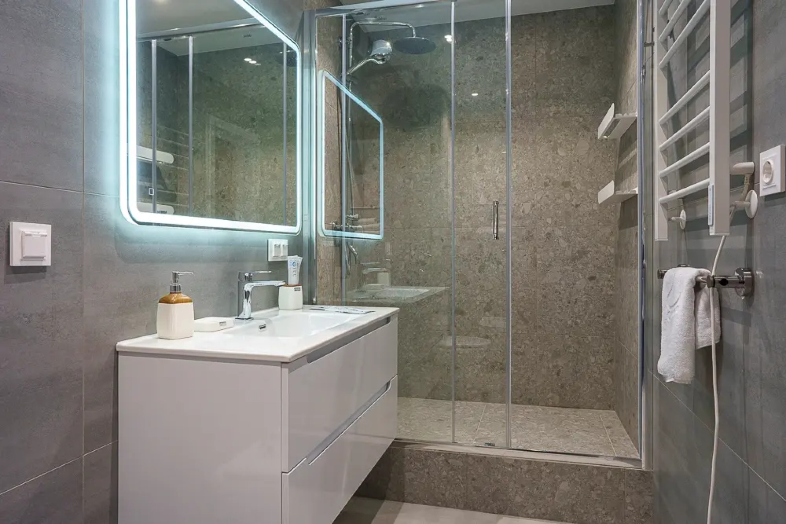 Апартаменты трехкомнатные для всей семьи до 5 человек