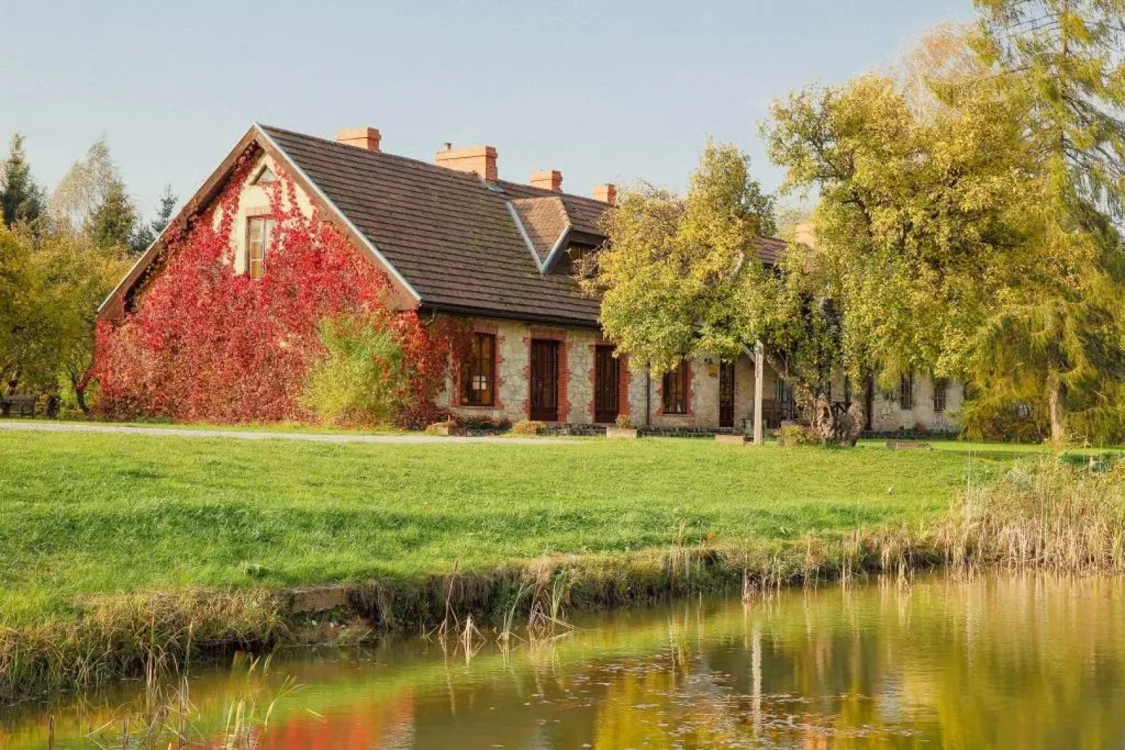 Отель Karlamuiza Country Hotel