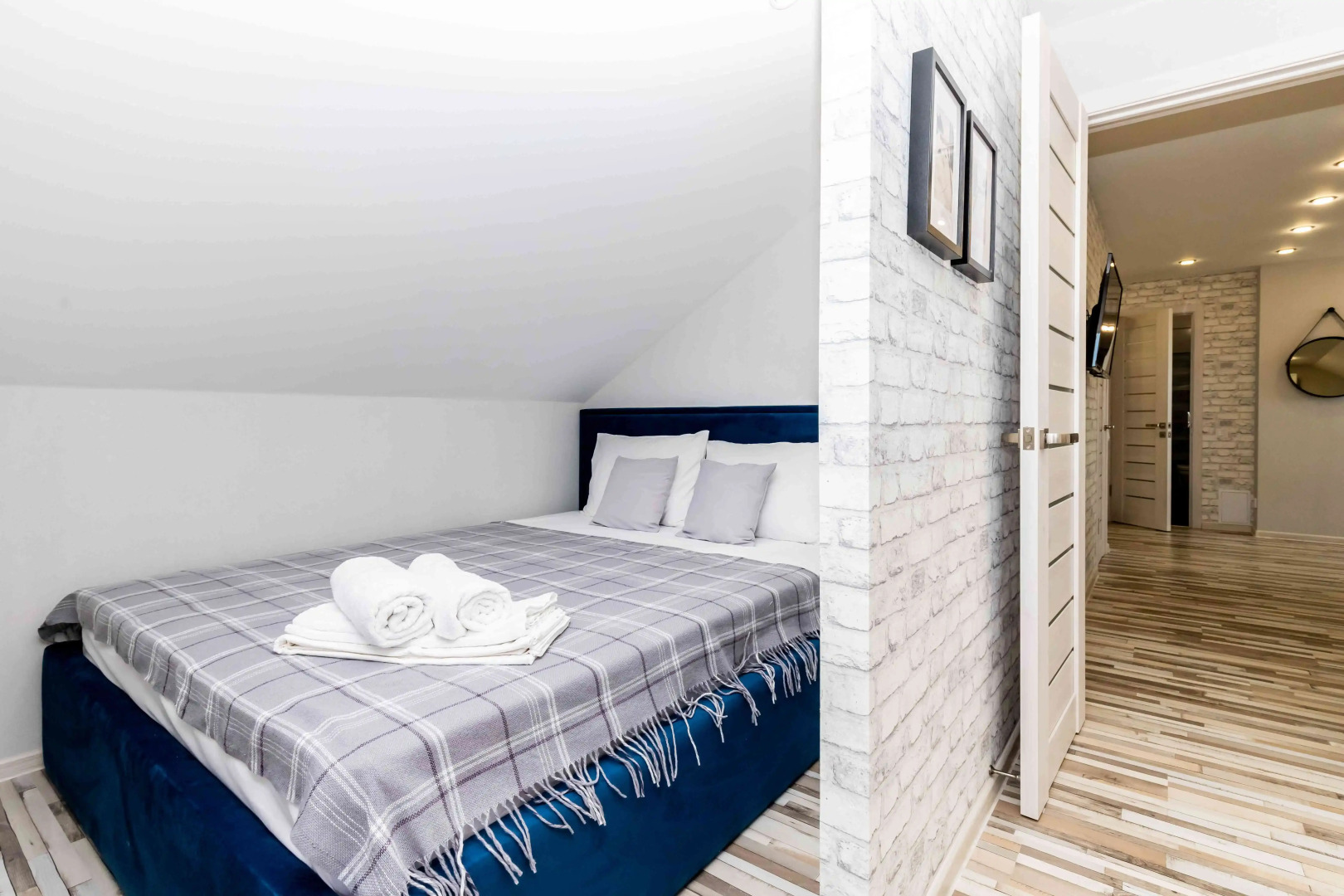 Апартаменты Море Апартаментов на Станиславского 1А-11