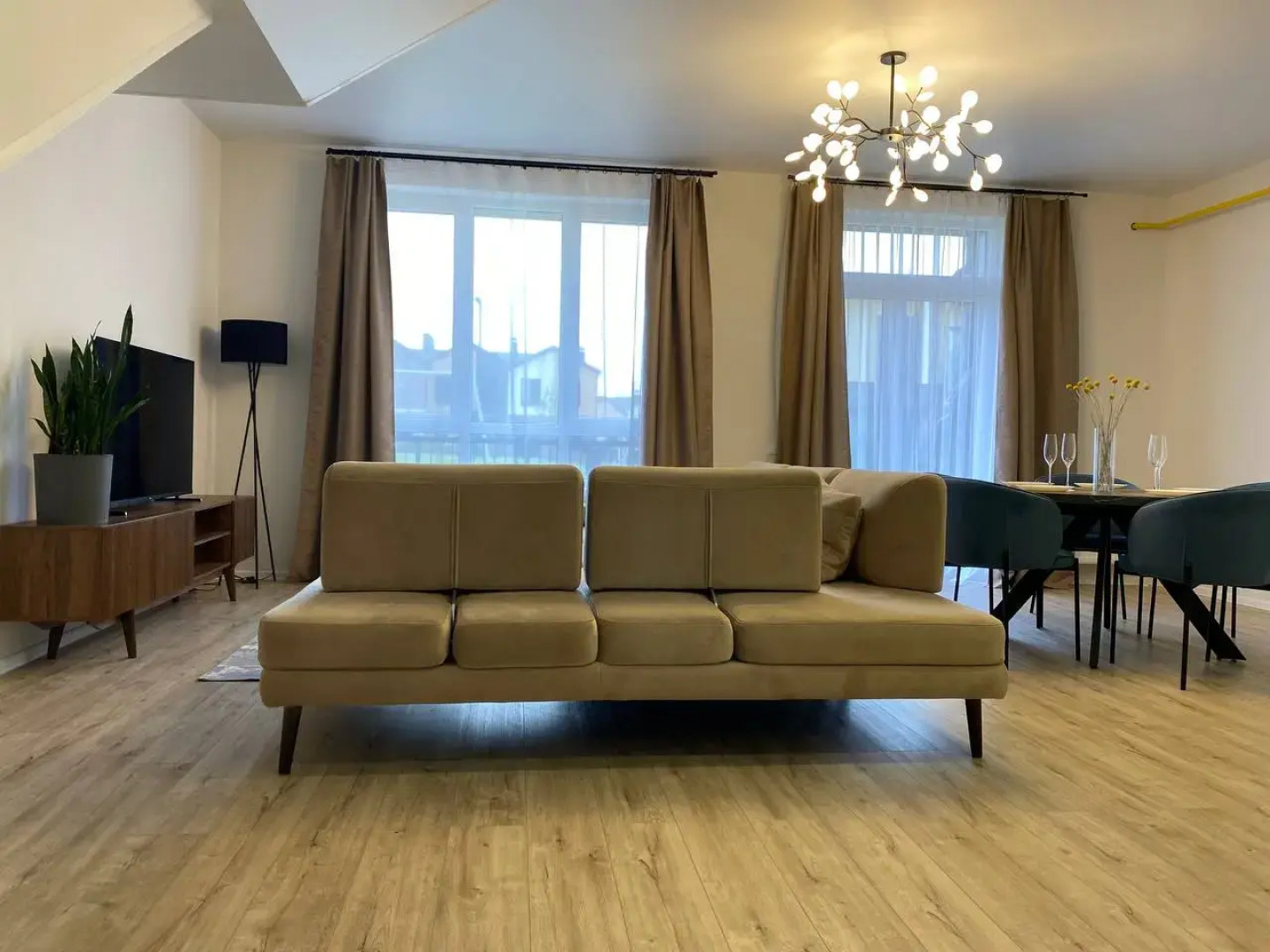 Вилла Солнечный Family