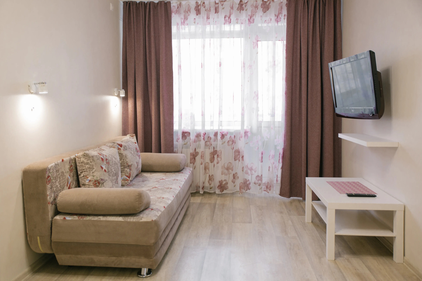 Апартаменты Компания Подушка на Амурском бульваре 5