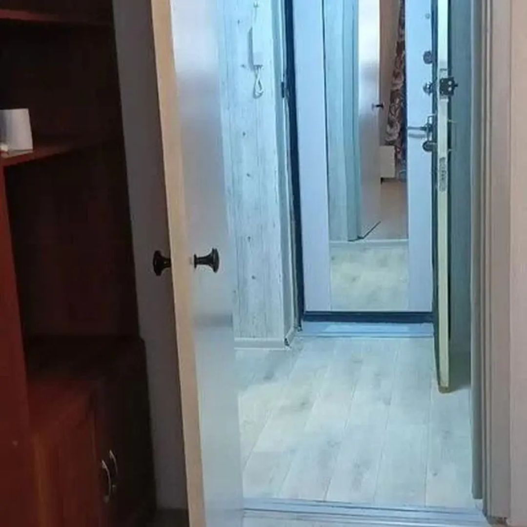 Квартира на Солунина 1