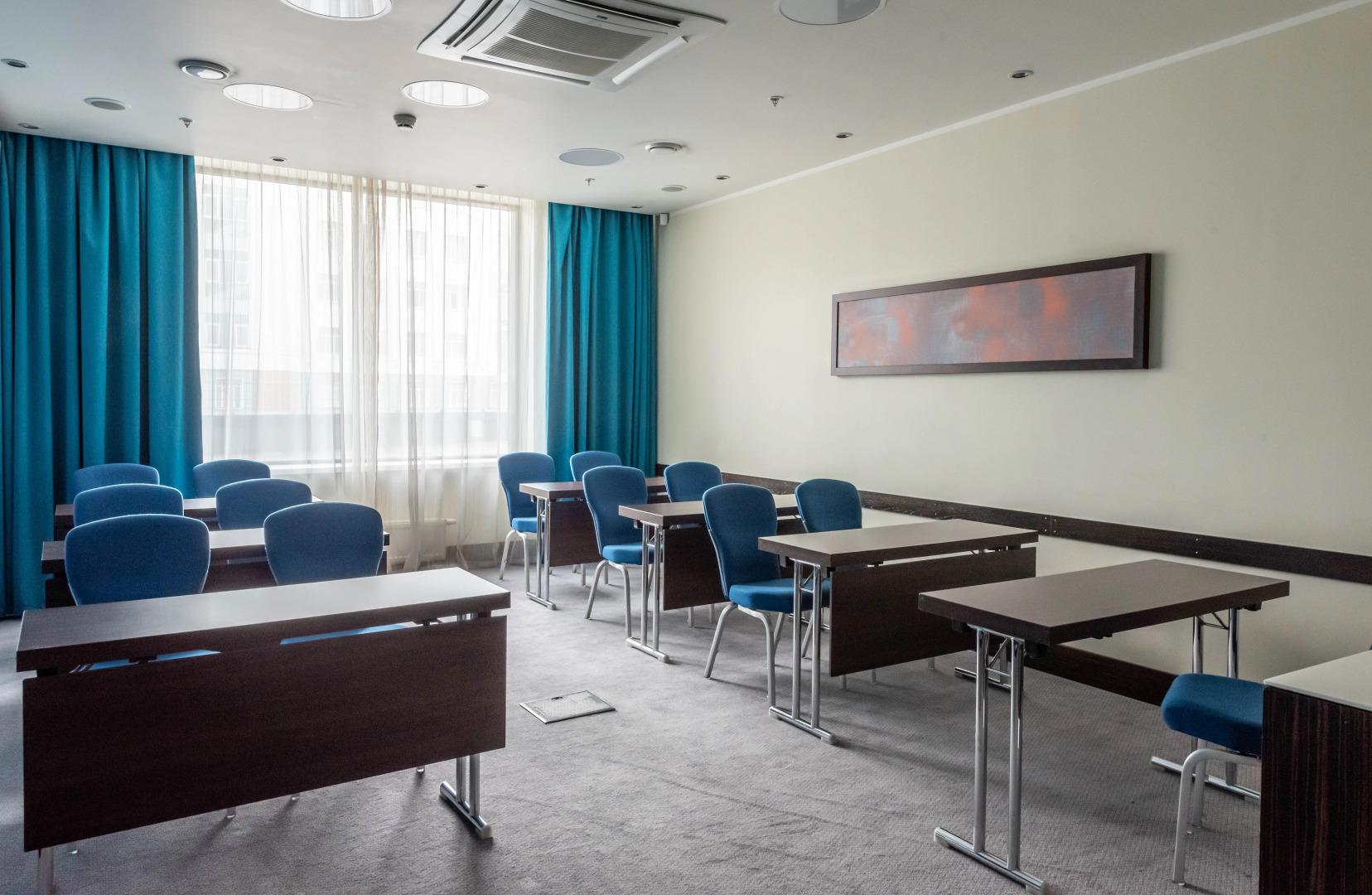 Отель Cosmos Novosibirsk Hotel