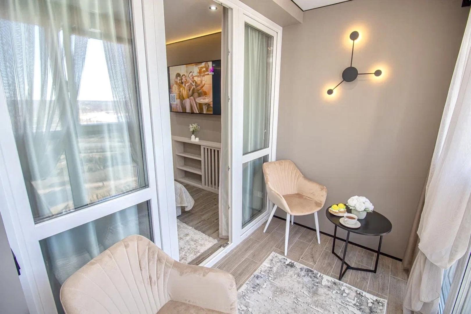 Апартаменты FSF Дизайнерские Четыре Сезона (Business)