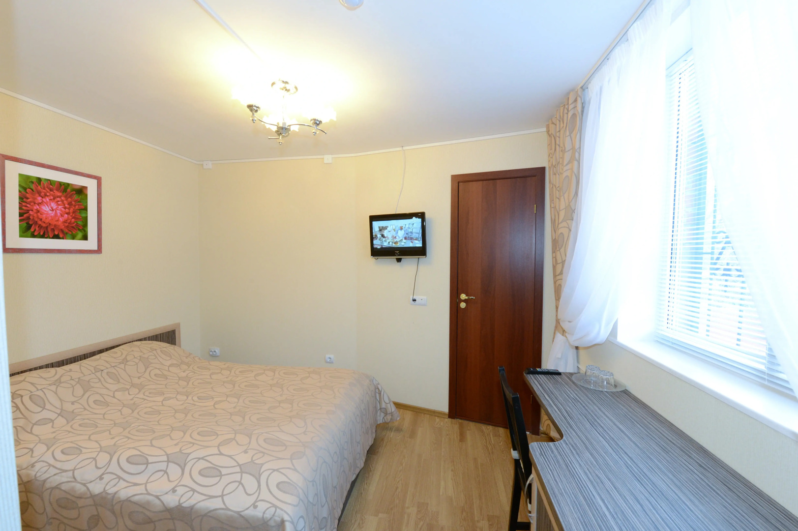 Отель Астра