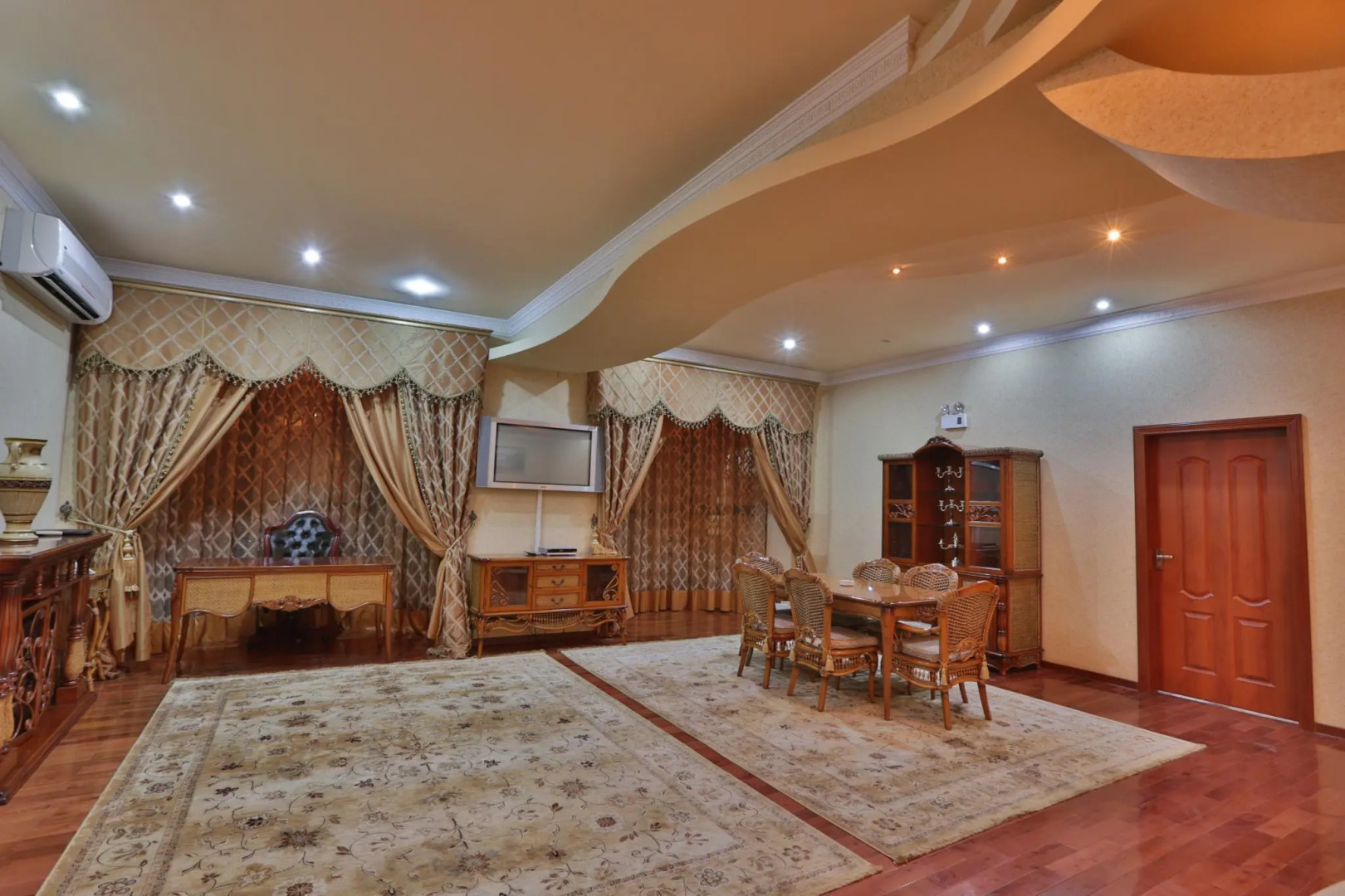 Азия Гранд Отель