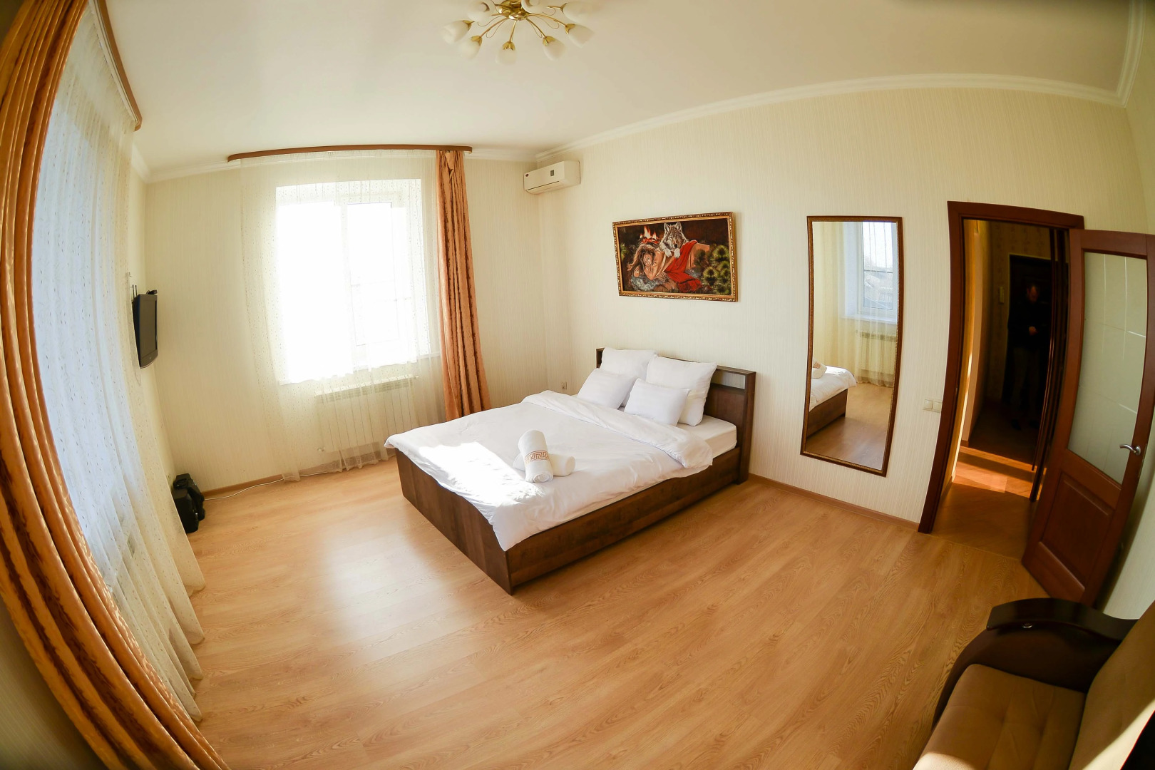 Апартаменты Голден Хаус