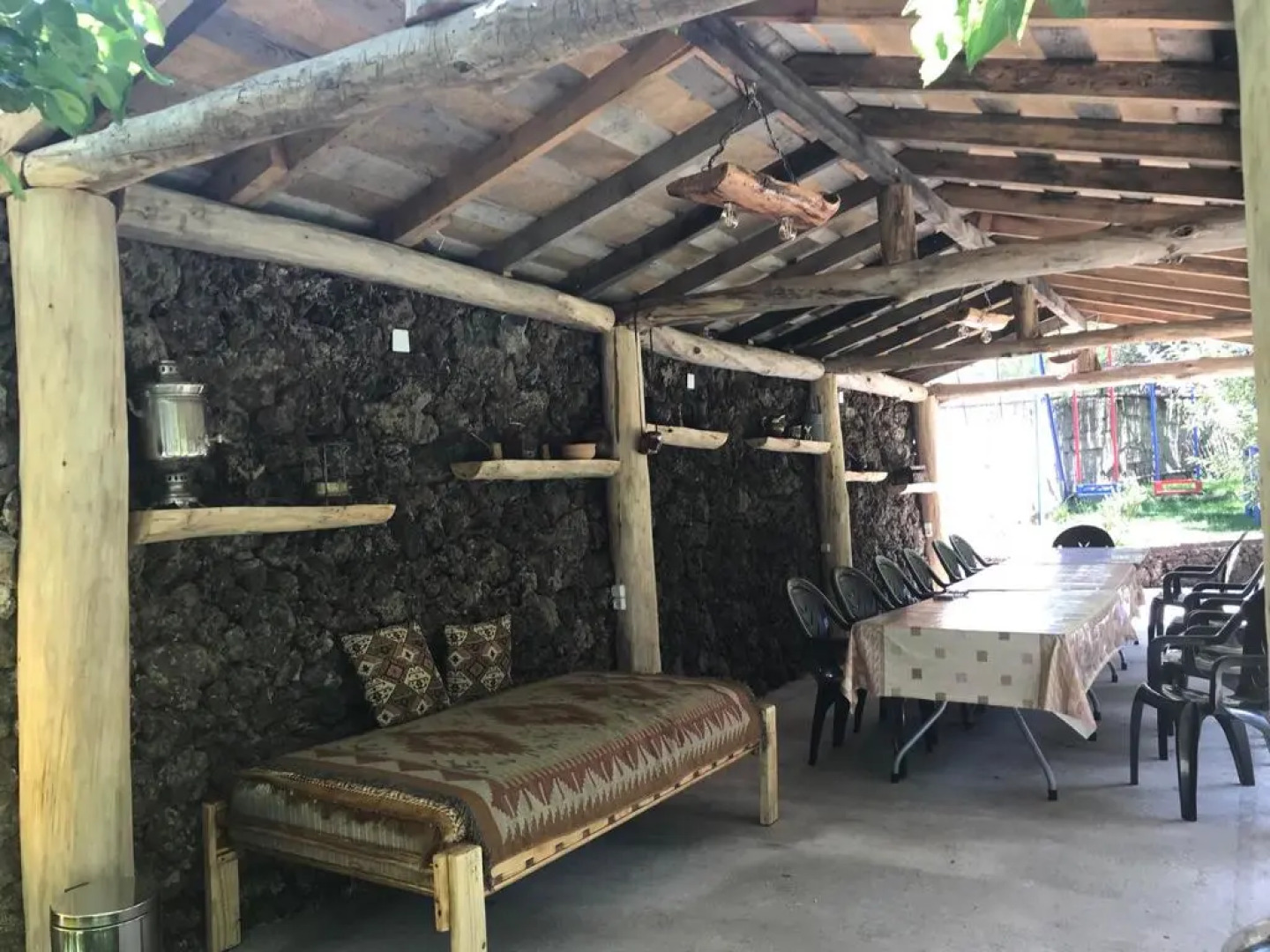 Отель Chez Yvette