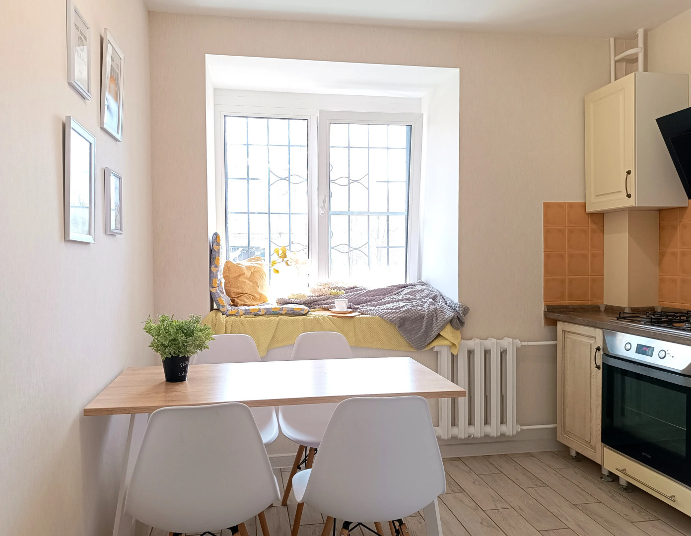 Апартаменты Fiesta сети DeNewHome рядом с вокзалом Южный