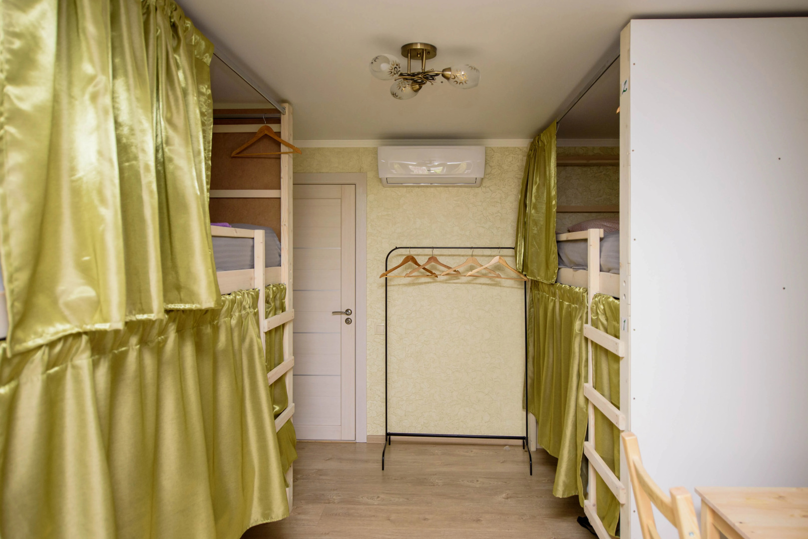 Хостел "Свои"