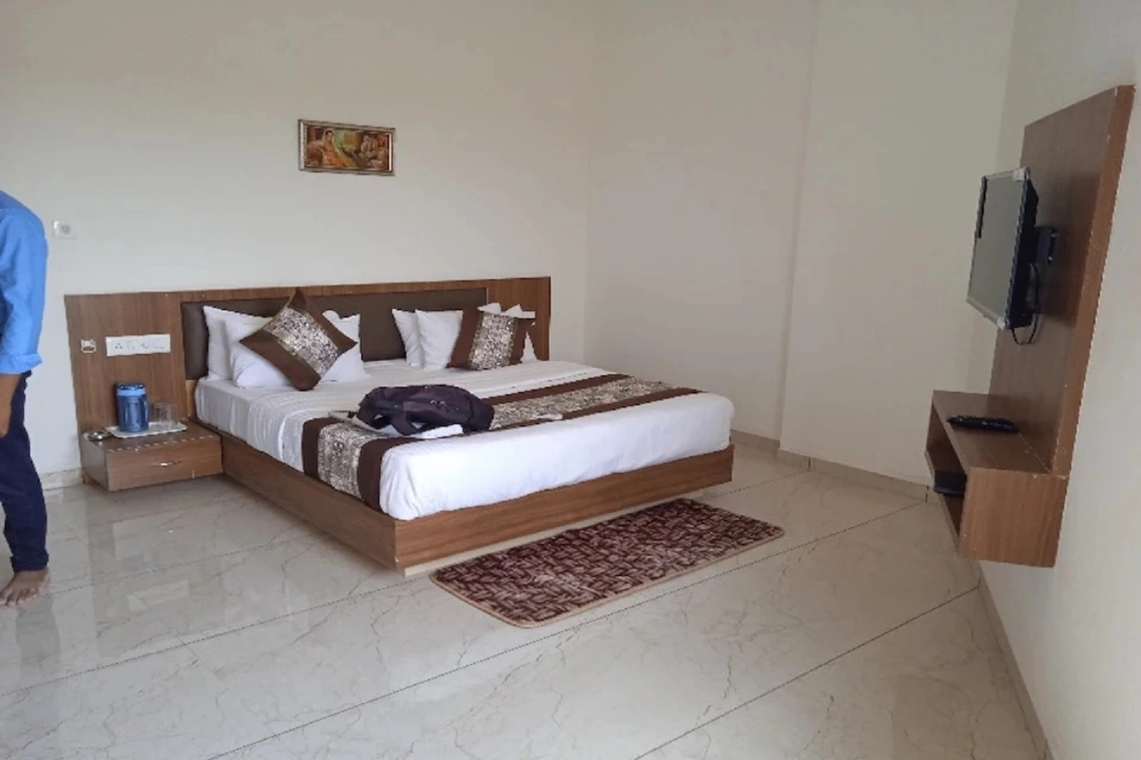 Отель Harsh Amin