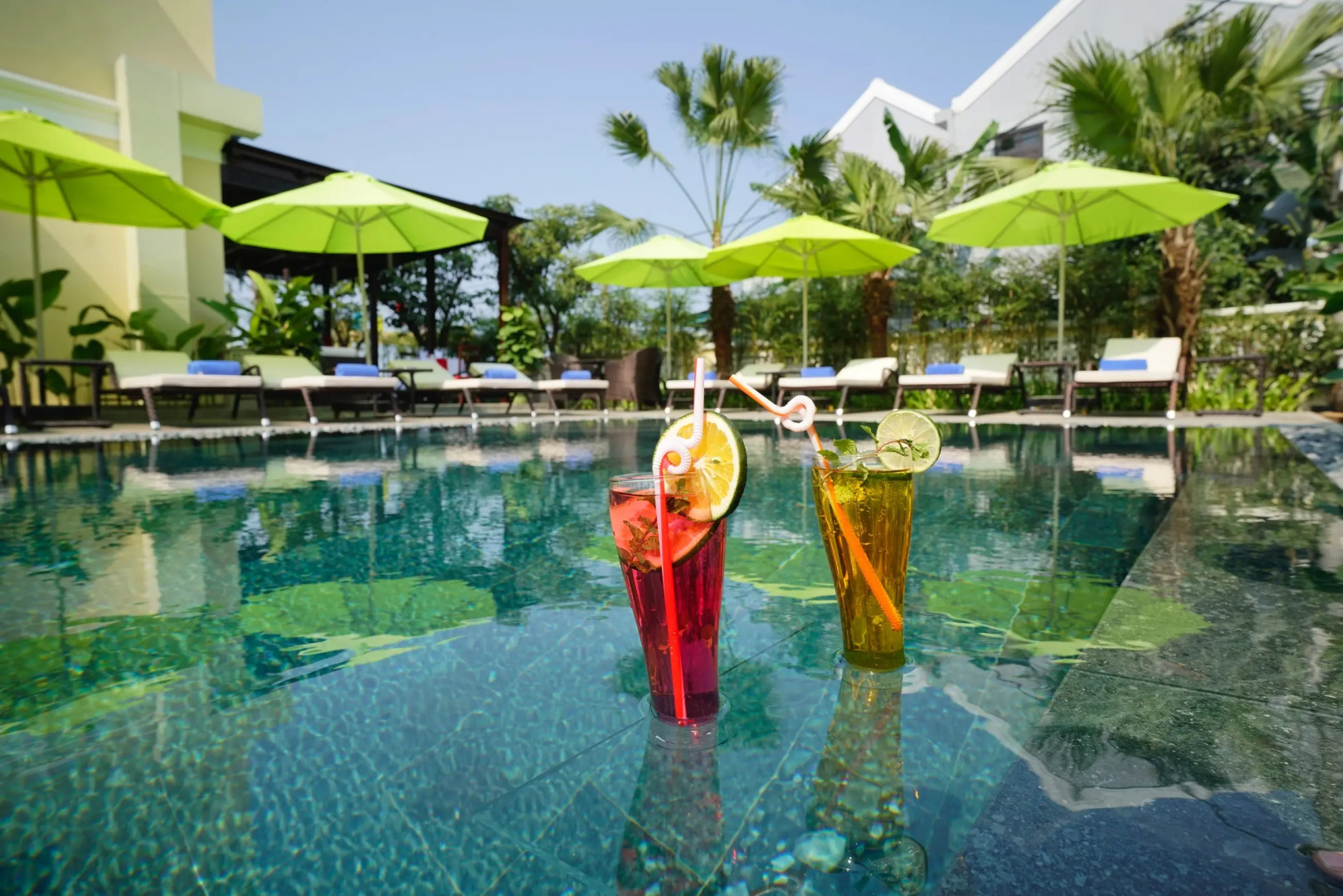 Отель Hoian Field Villa and Spa