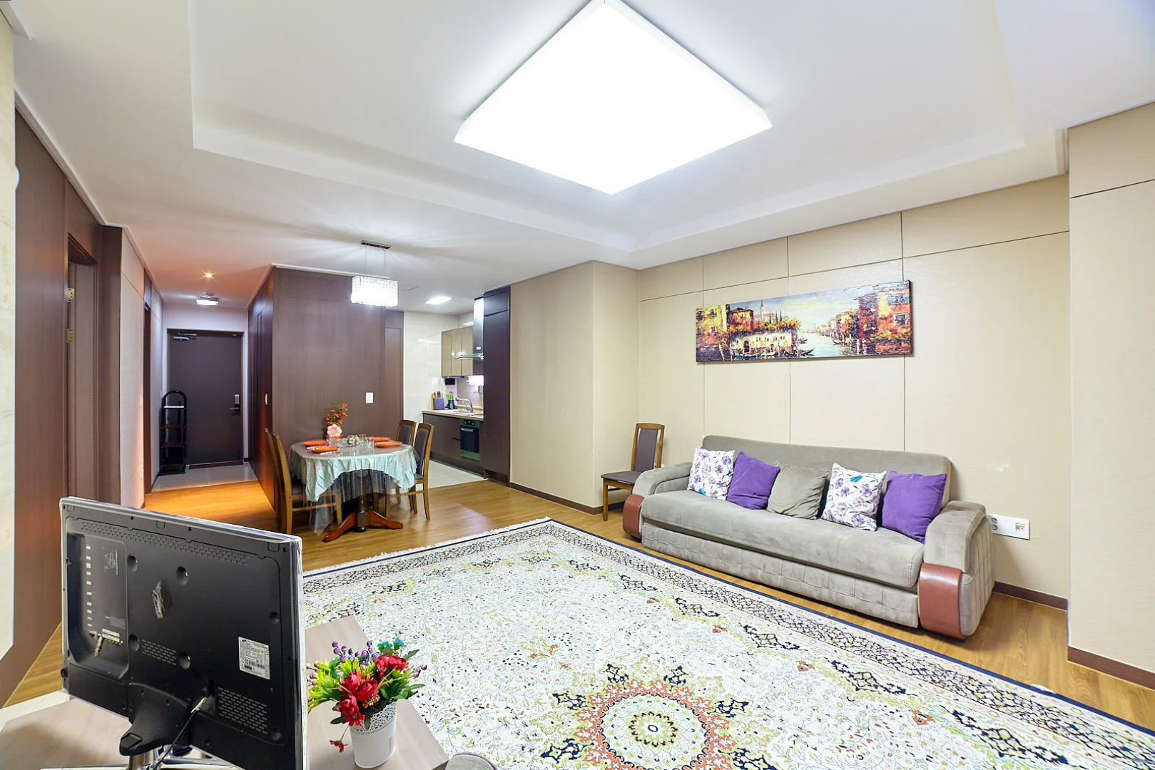 Апартаменты Luxury one bedroom HighWill