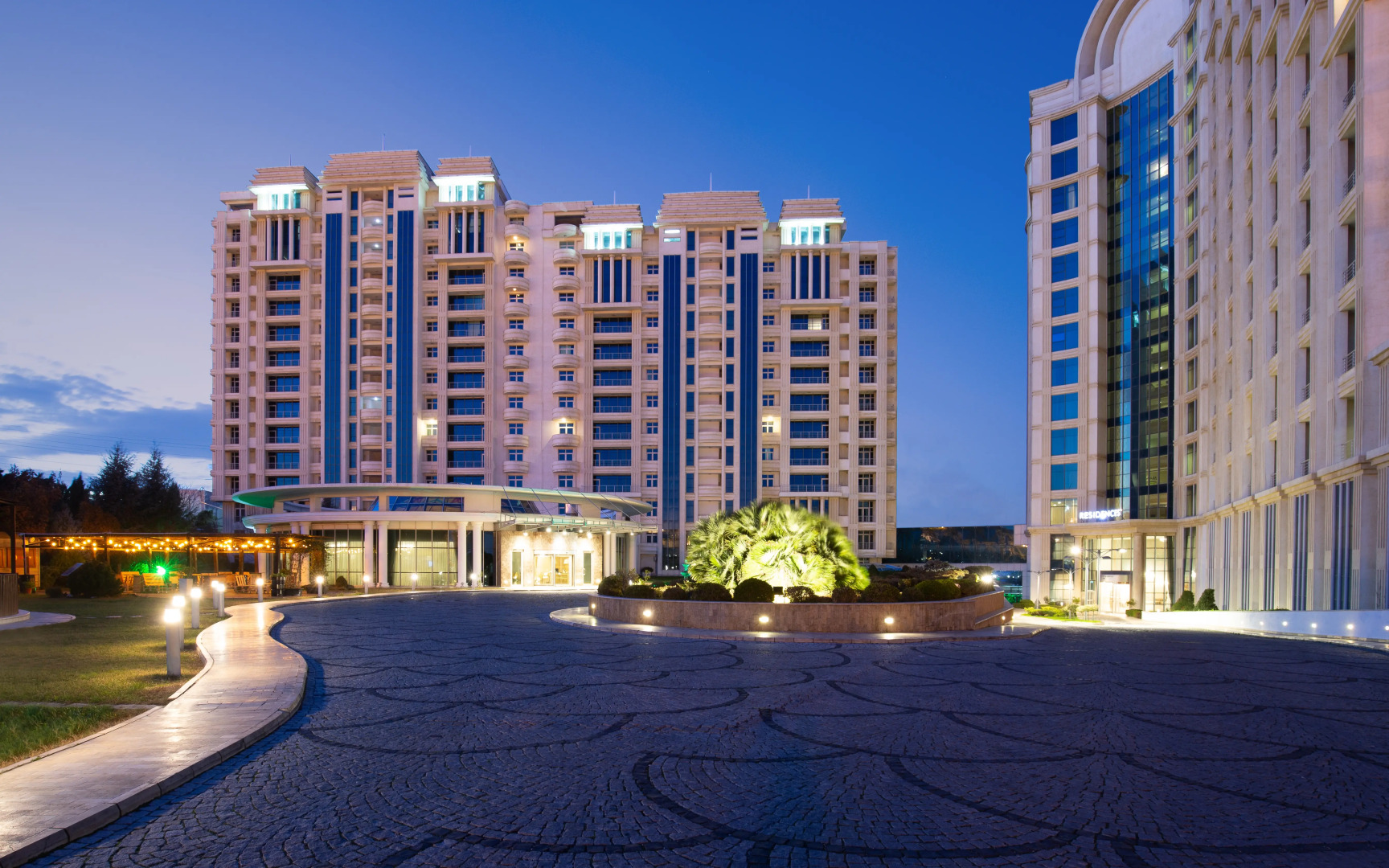 Badamdar Hotel and Residences