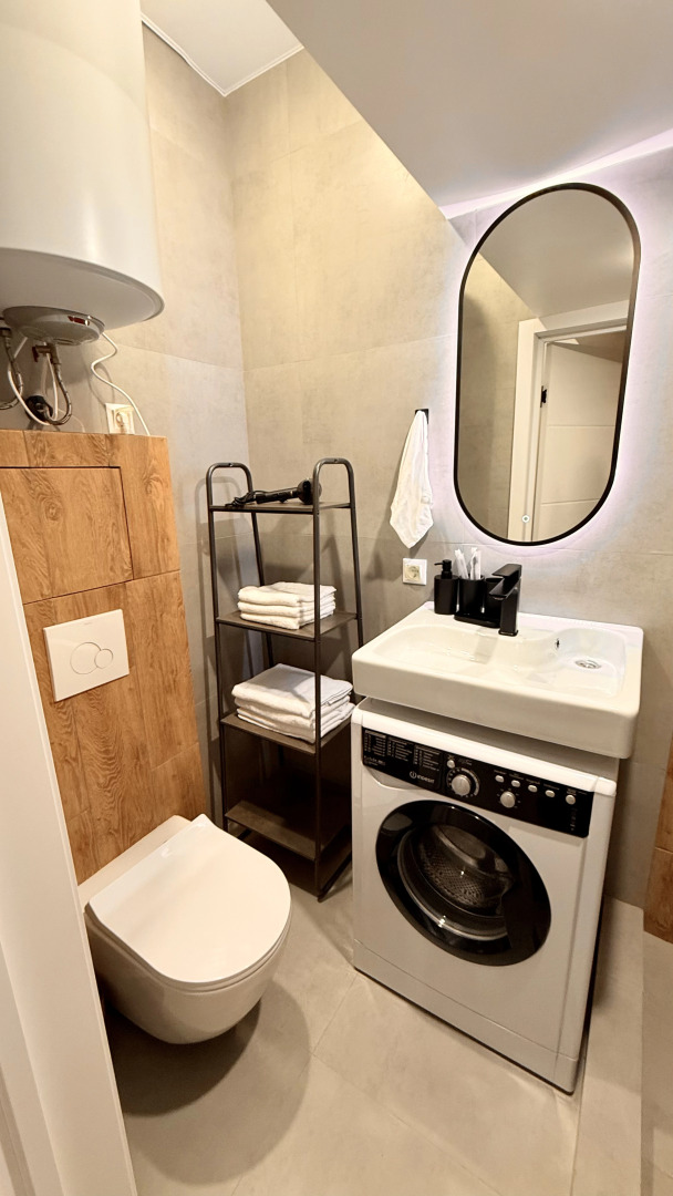 Апартаменты двухуровневые возле Кремля с парковкой