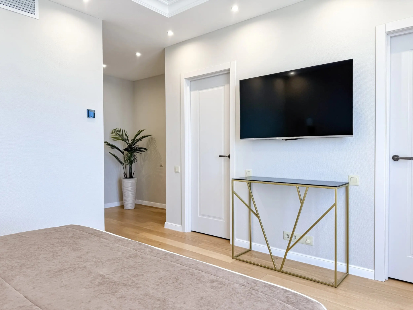 Апартаменты Монако 24 ЖК Граф Толстой 311