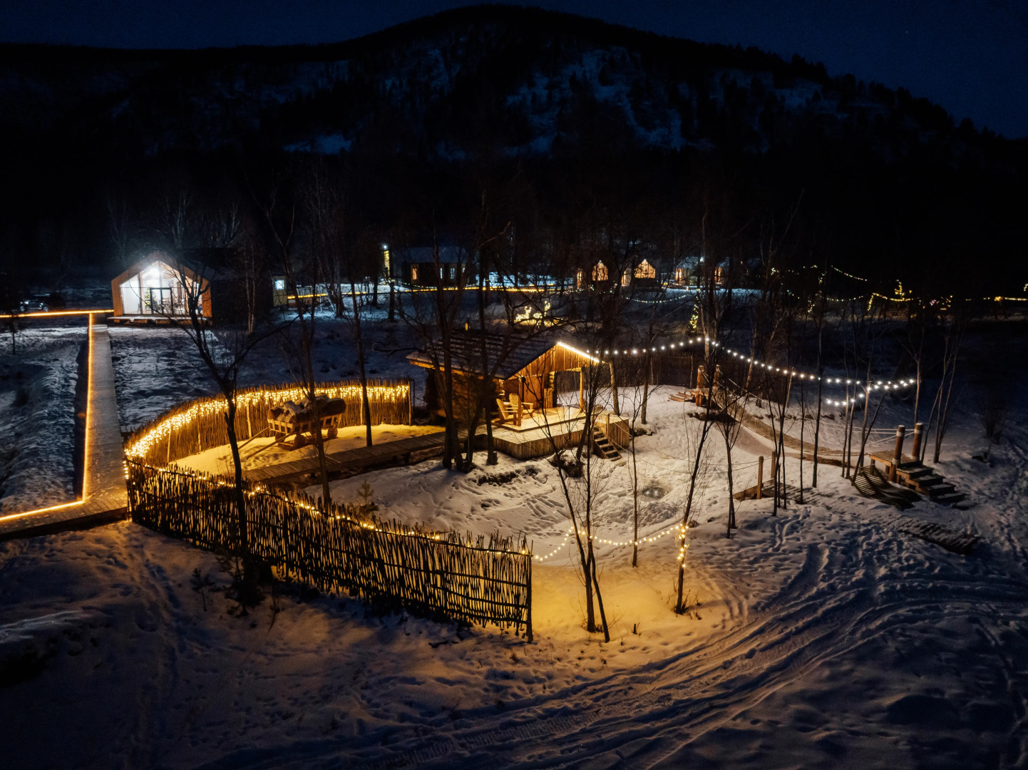 Глэмпинг Khan Glamping Goloustnoye