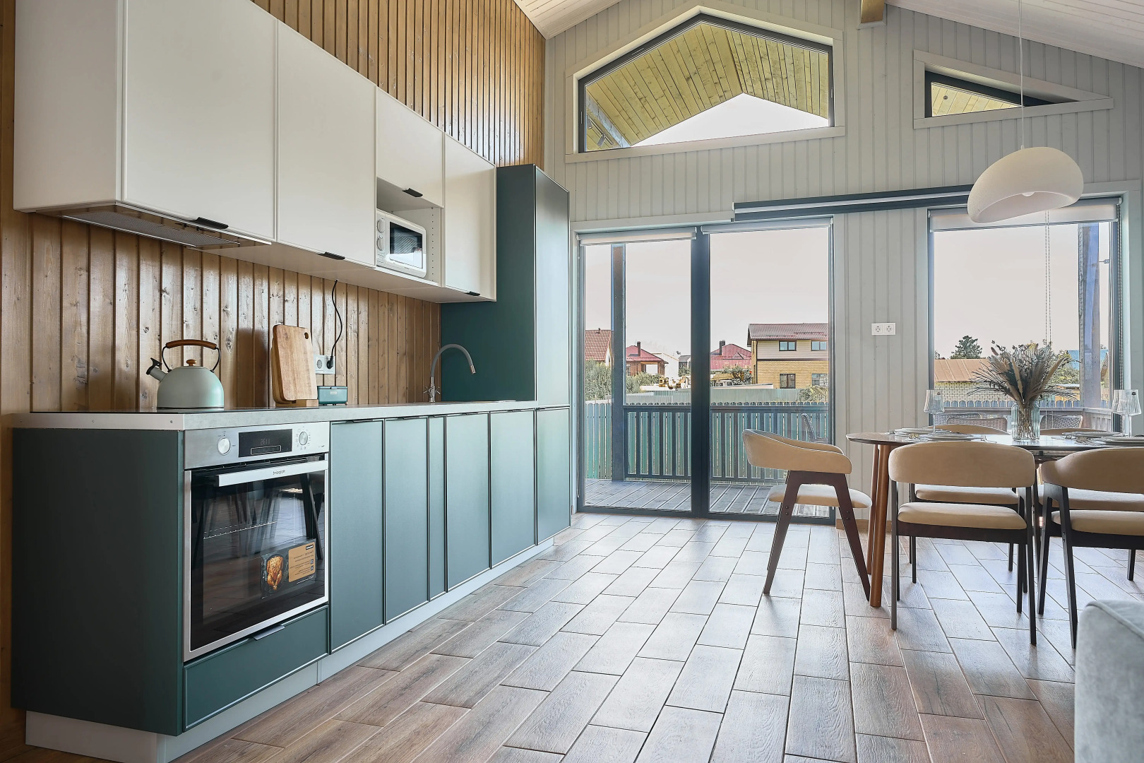 Частный дом Дом у реки, с баней, чаном и зоной барбекю