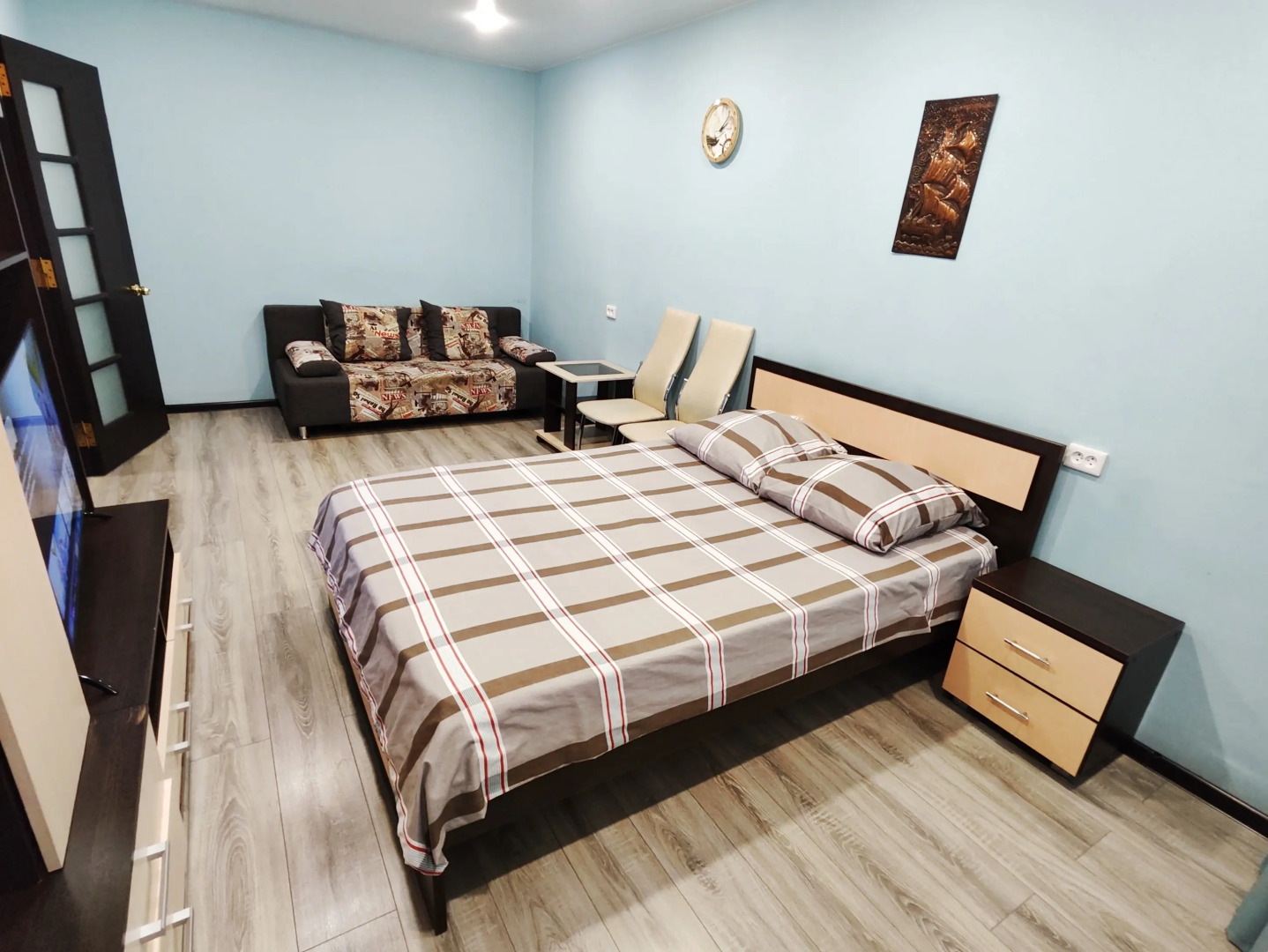 Апартаменты на Улице Красных Партизан 17