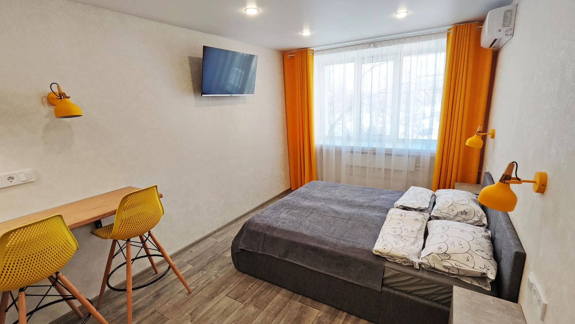 Апартаменты Жёлтая студия у метро Суконная слобода